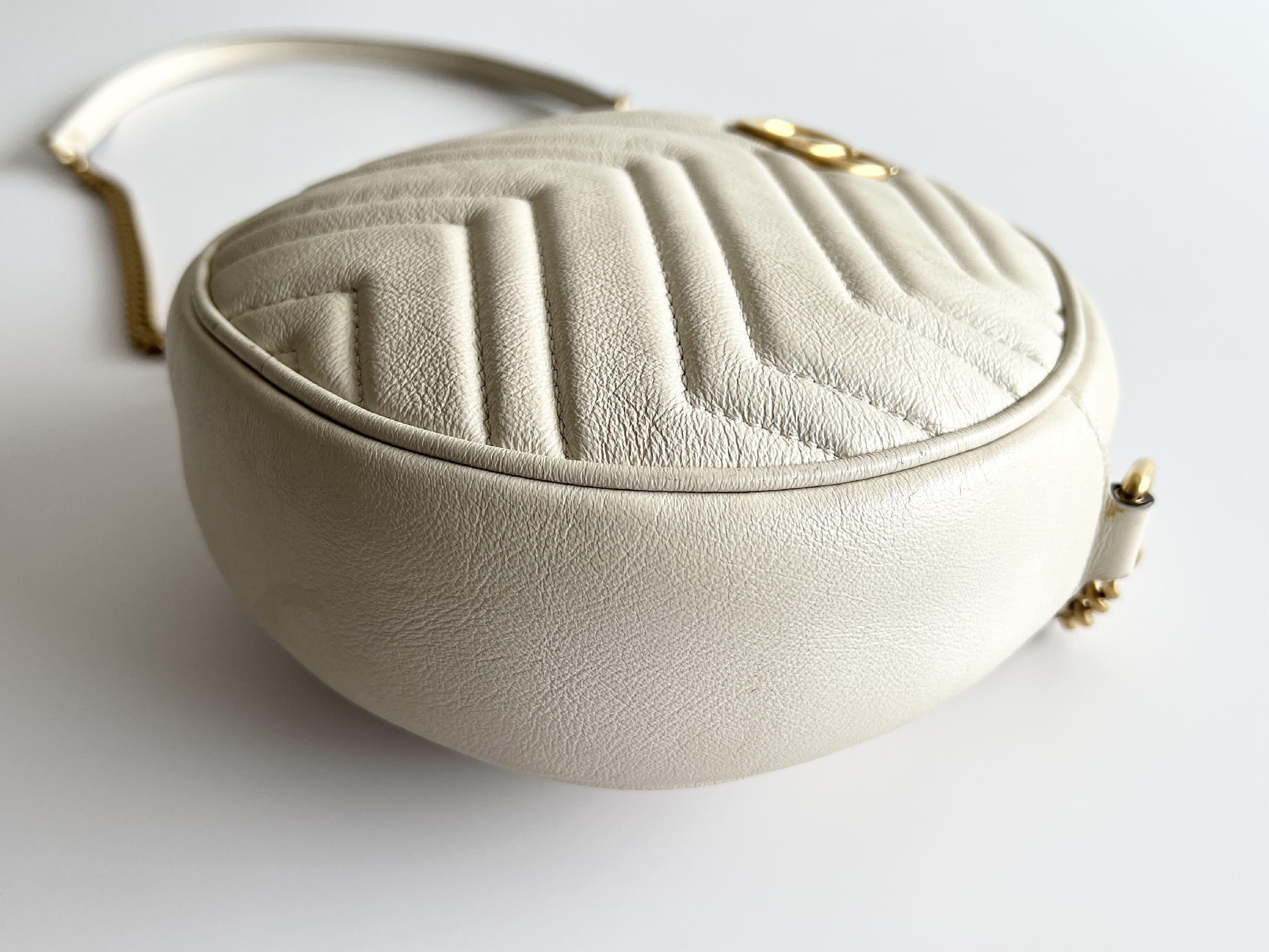 Marmont Quilted GG Logo Leather Round Chain Shoulder Bag — view 9