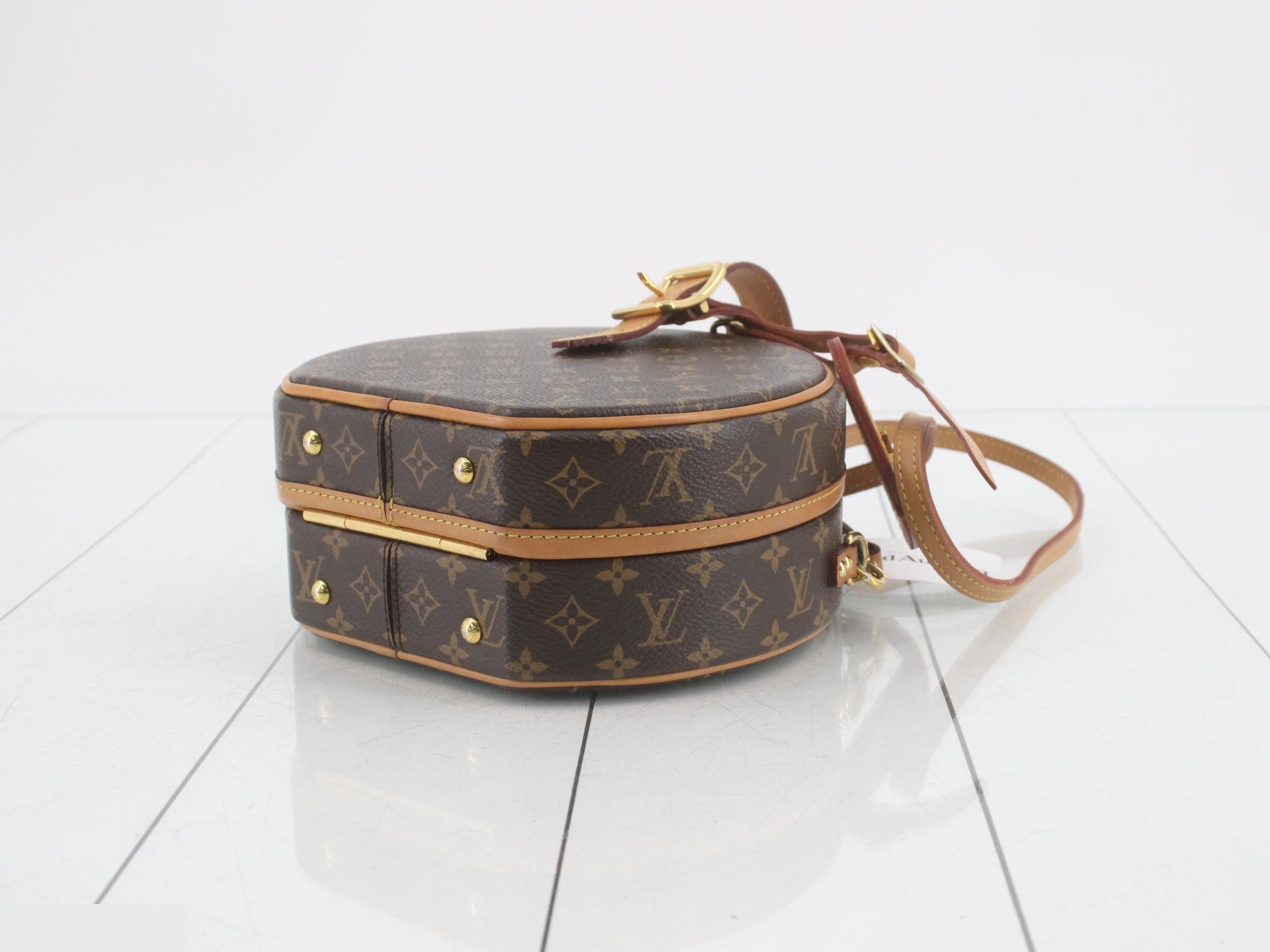 Monogram Petite Boite Chapeau 2-Way Shoulder/Handbag — view 6