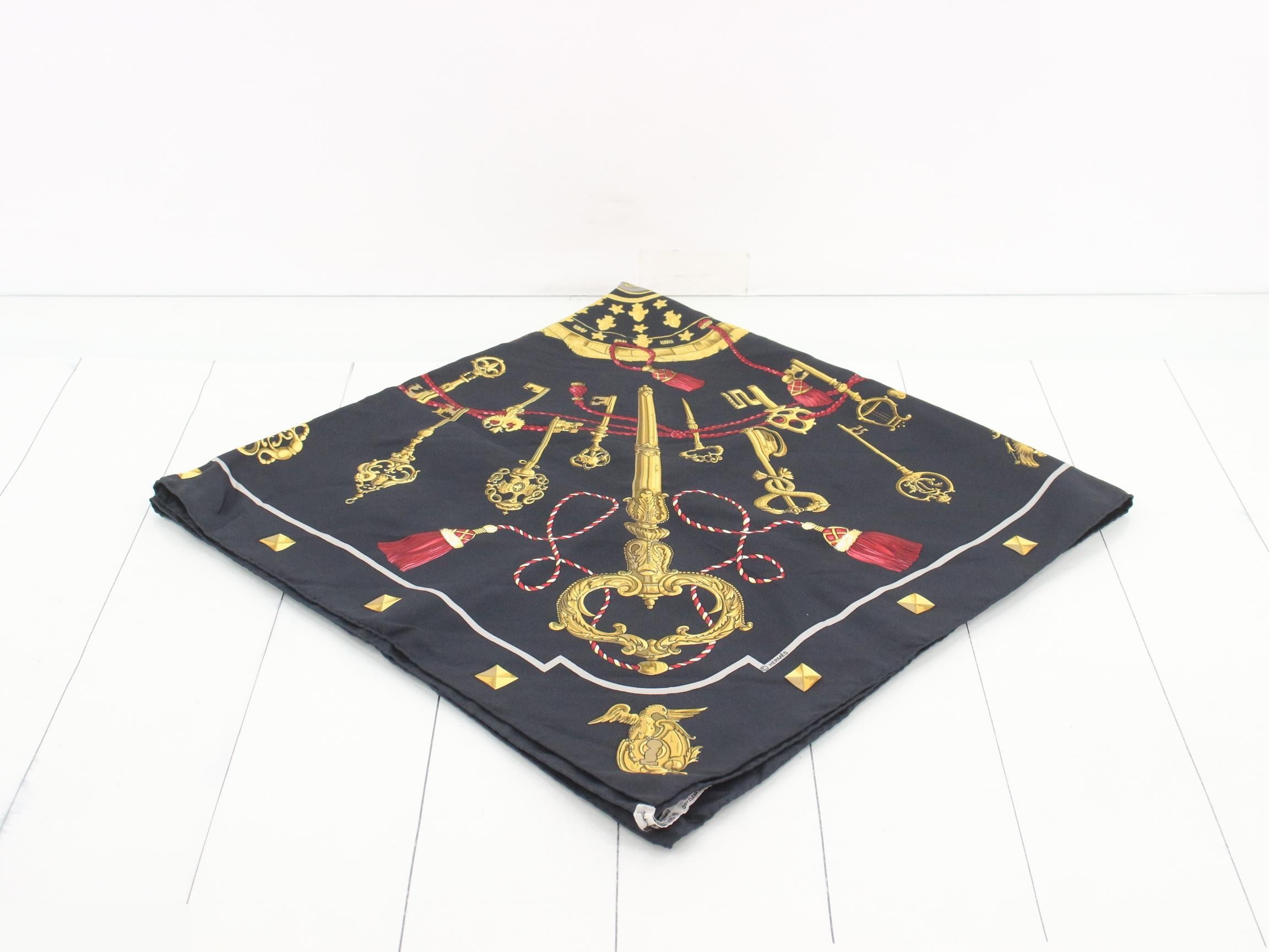 Carre 90 Black Scarf — view 2