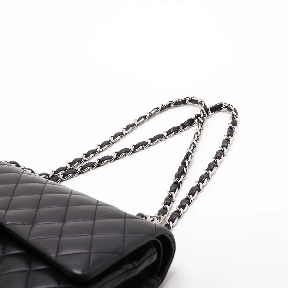 [Individually packaged] Chanel Matelassé 25 Lambskin Double Flap Double Chain Bag, Black with Silver Hardware, 16895508, Serial Number 16, Series A01112 — view 5