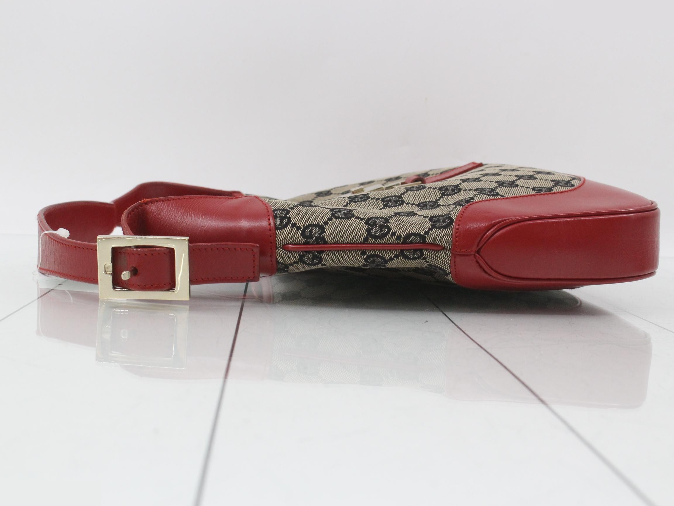 GG Canvas Jackie Shoulder Bag — view 4