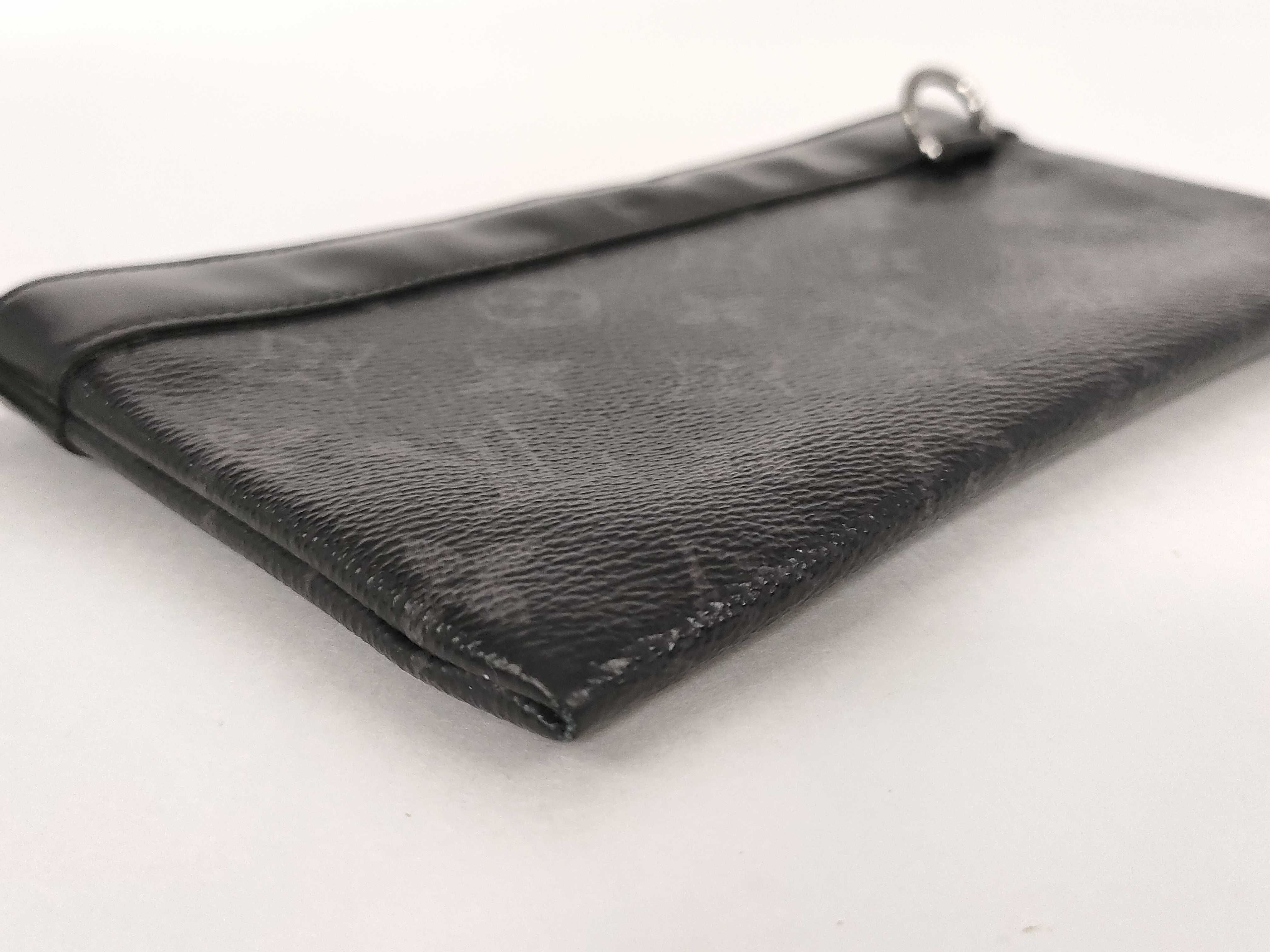 LV Pochette Discovery PM M44323 Pouch — view 3