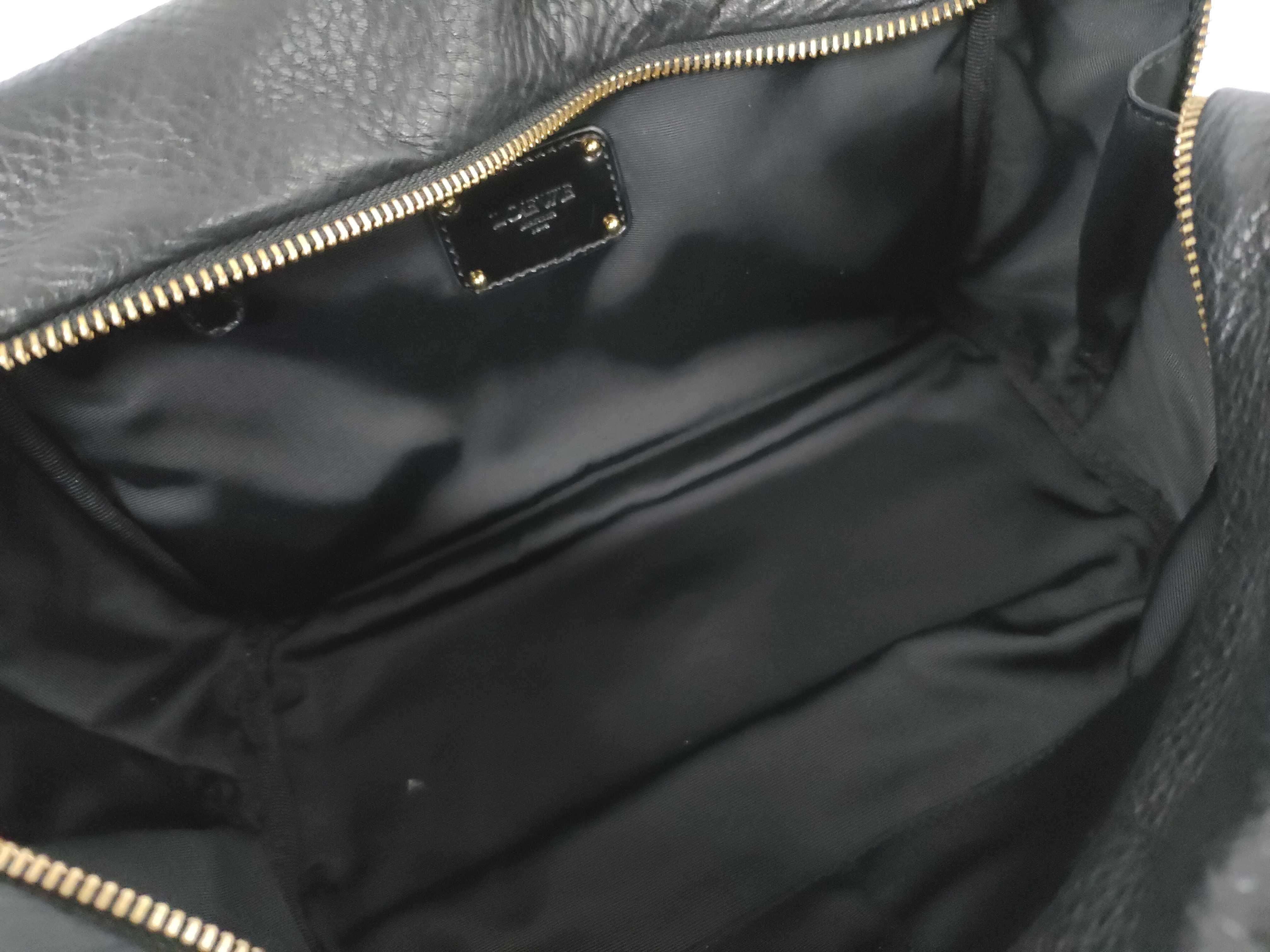 Laura Chain Handbag, Leather, Black Handbag — view 9