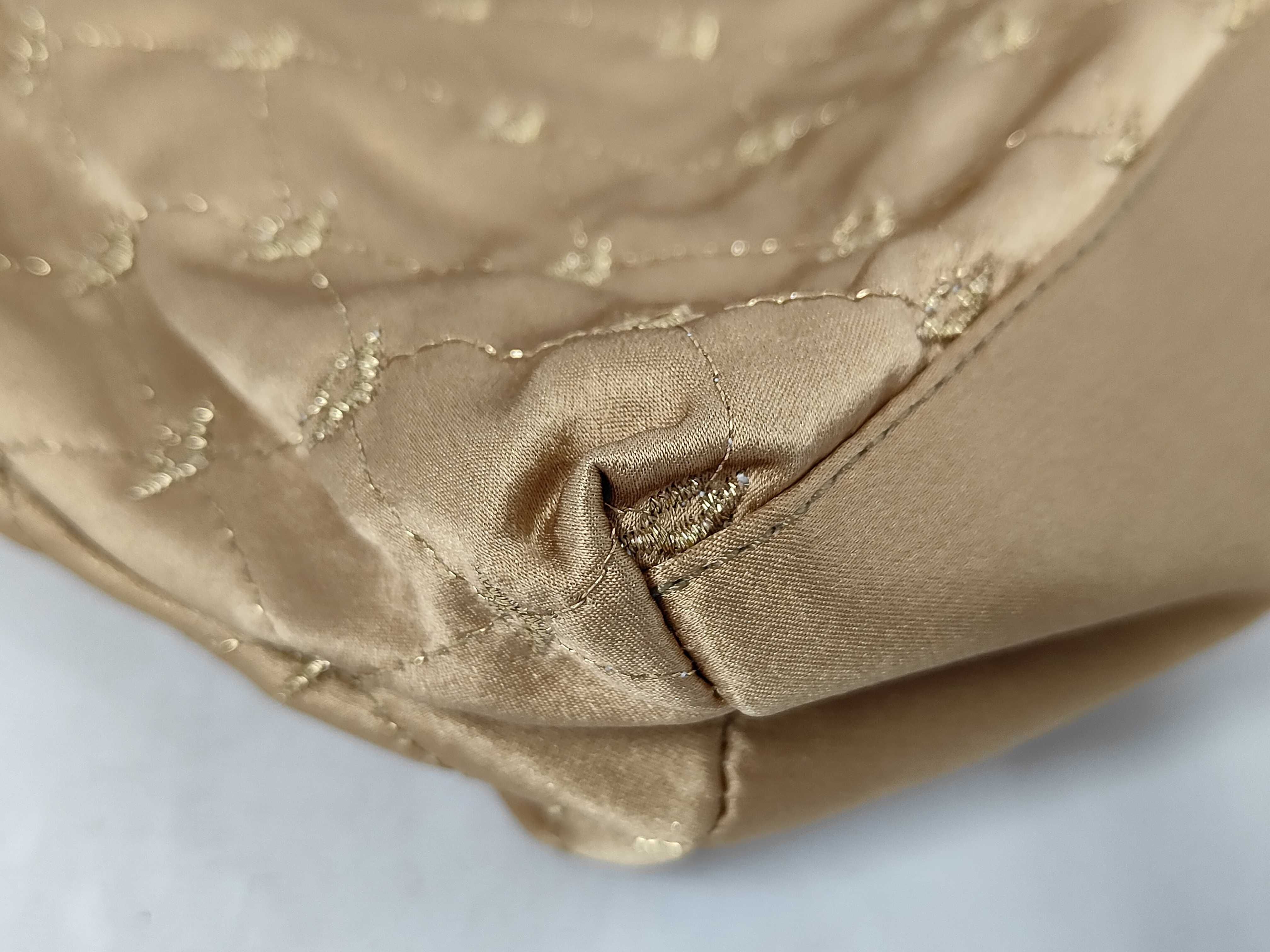 handbag — view 3