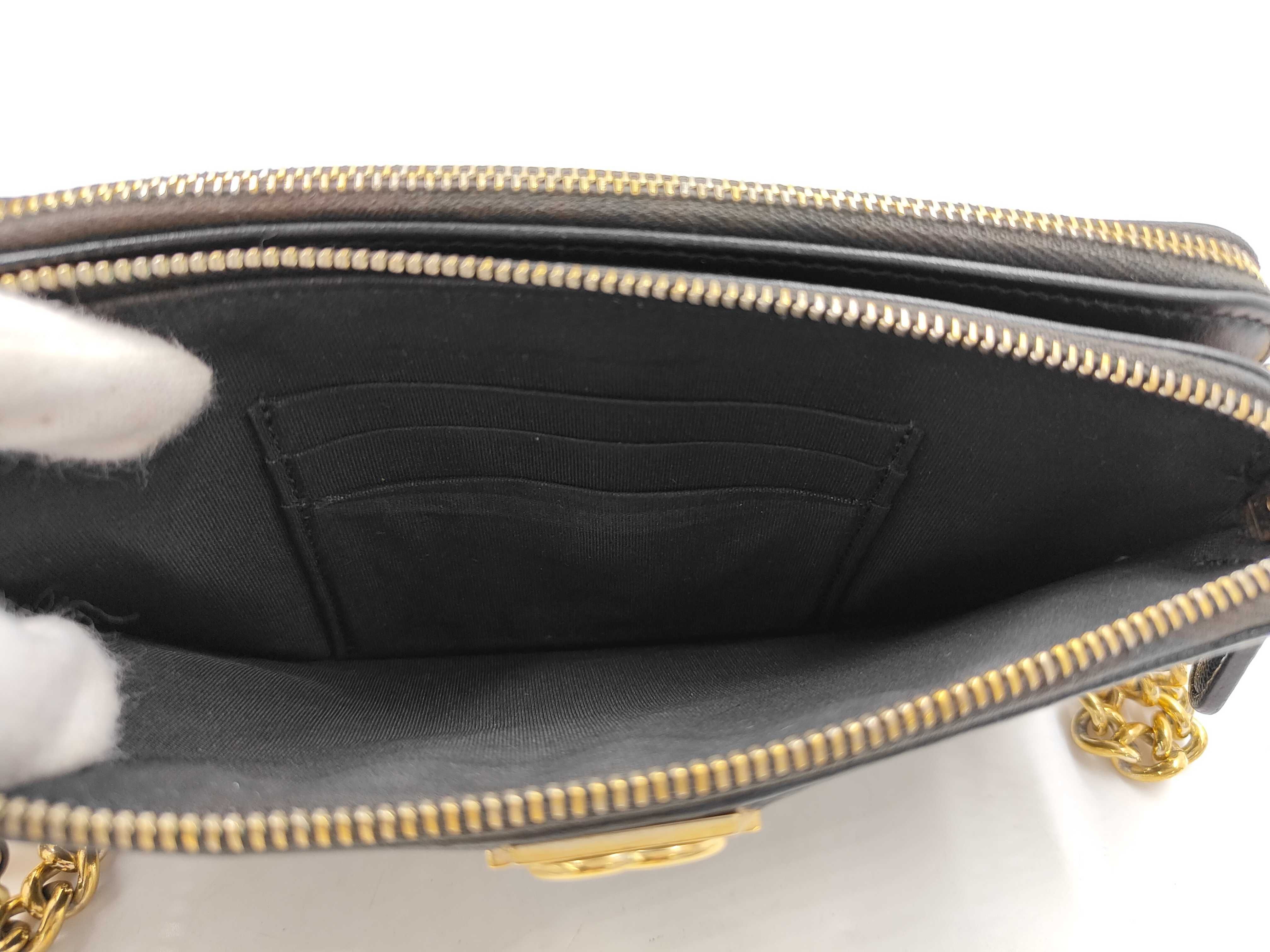 Chain Shoulder Bag — view 11