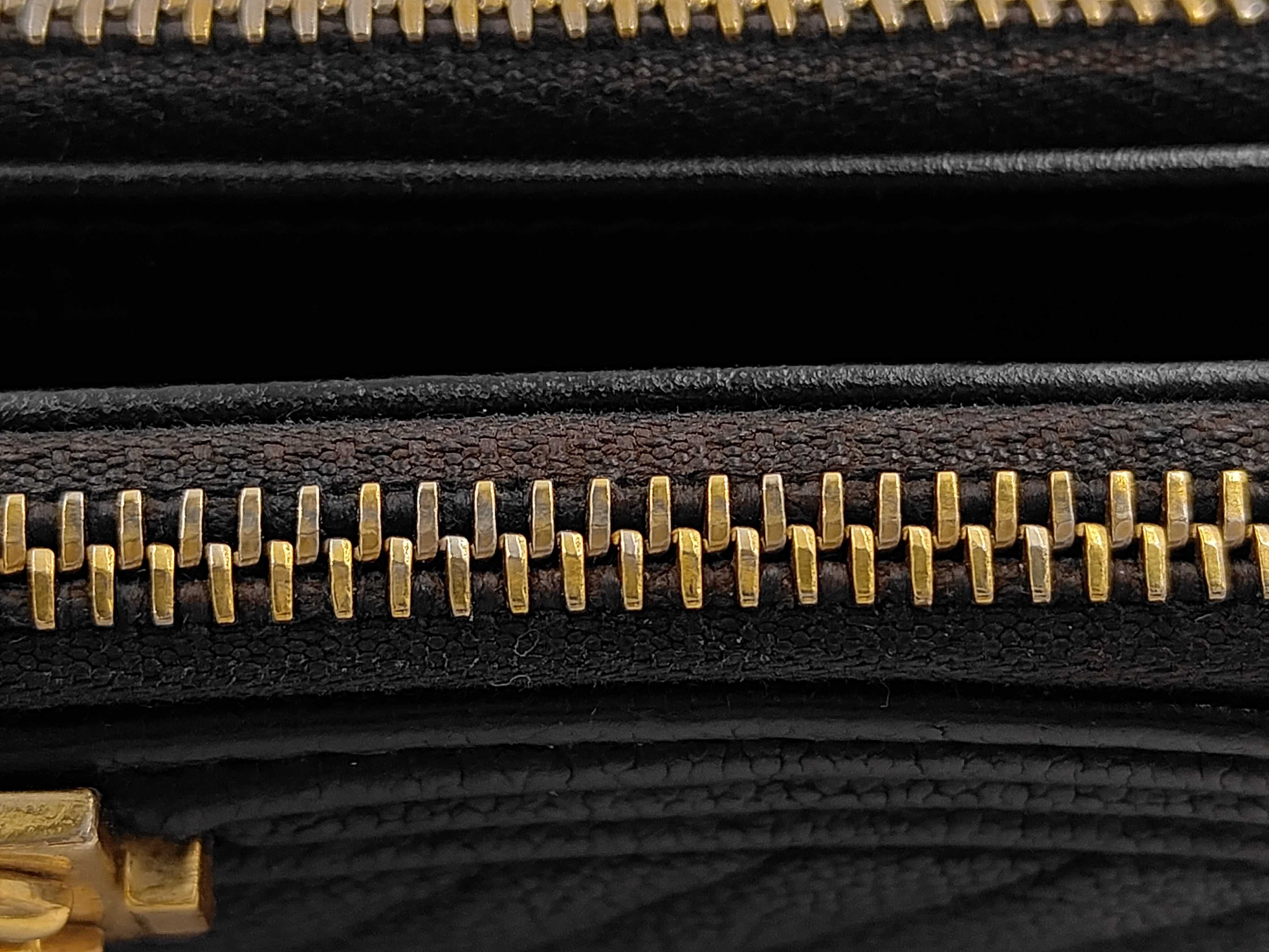 Chain Shoulder Bag — view 9