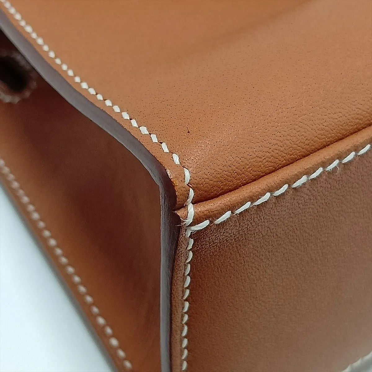 [Individually packaged] Hermes Pochette Kelly, Veau Swift leather, gold, silver hardware, K: 2025 — view 11
