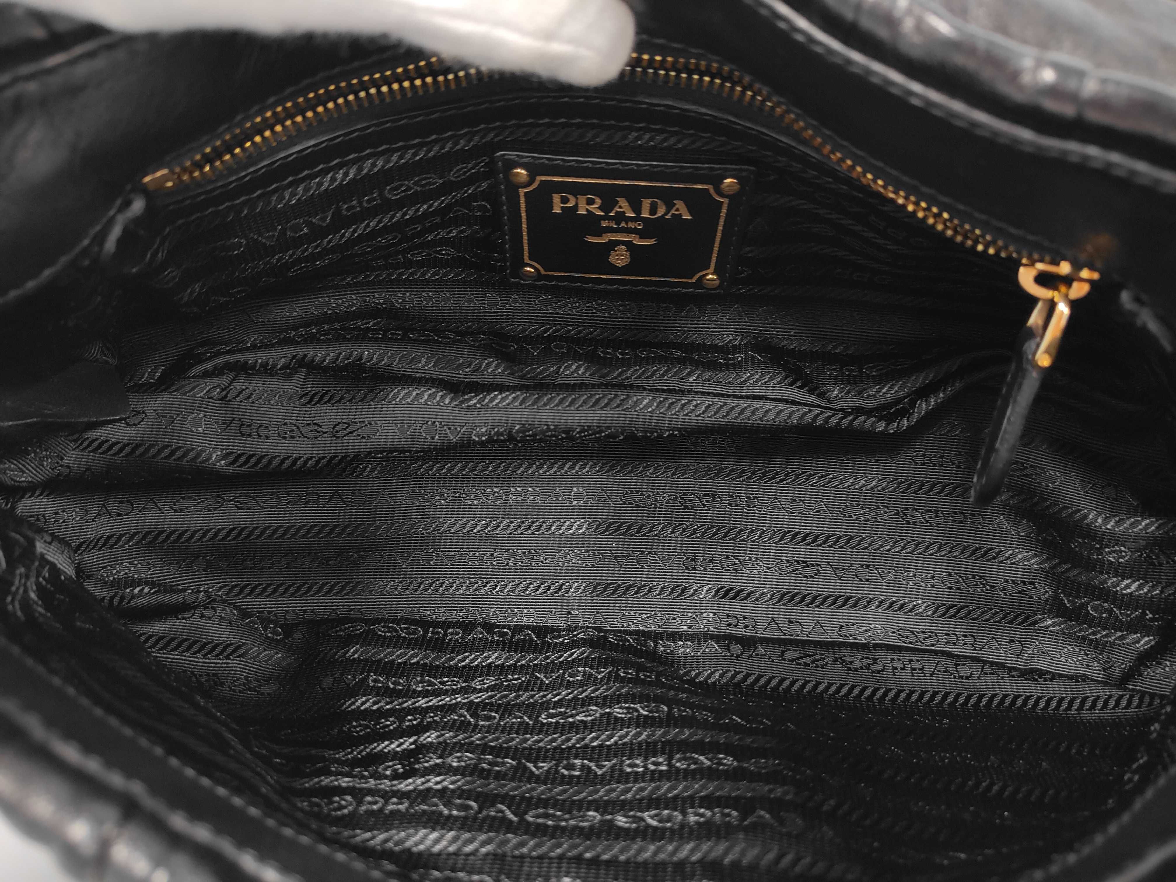 Gathered Plastic Chain Shoulder Bag — view 8
