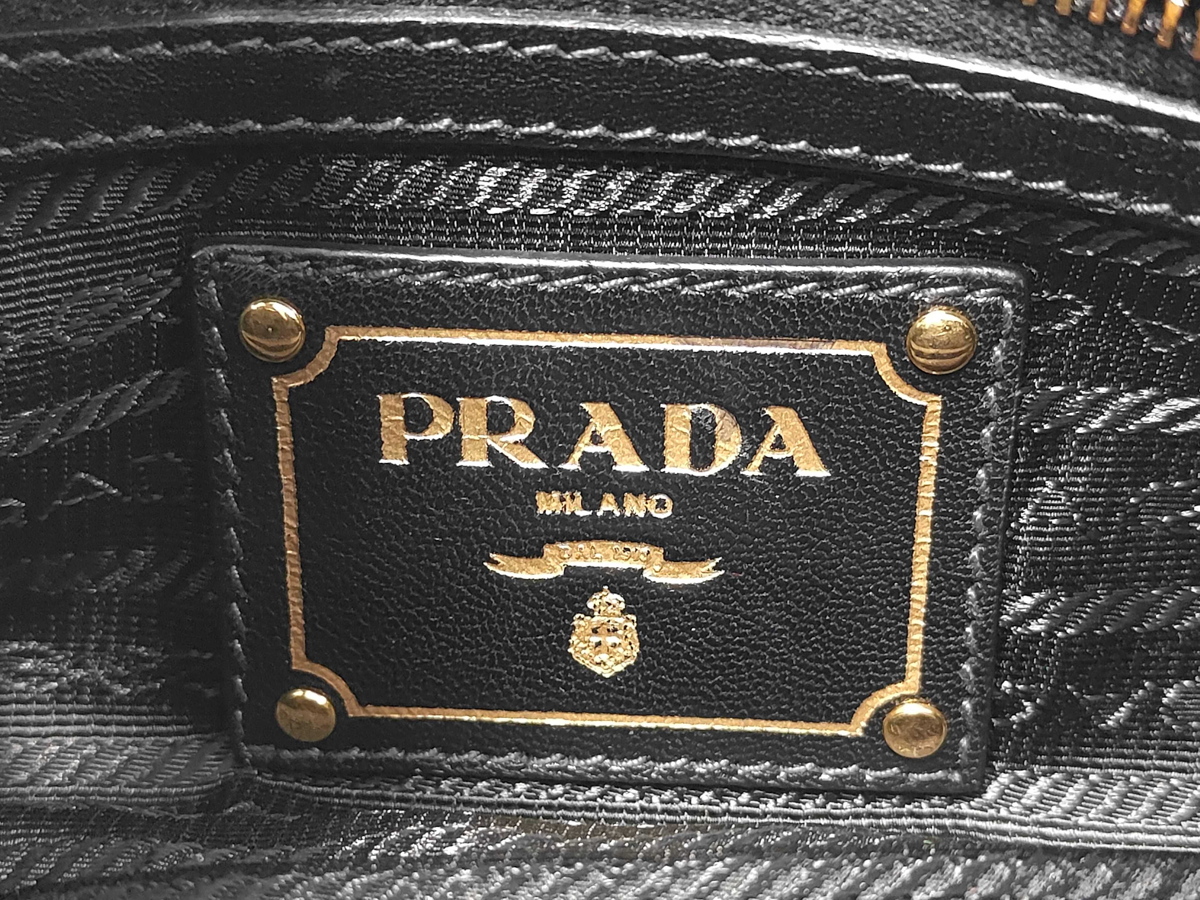 Gathered Plastic Chain Shoulder Bag — view 9