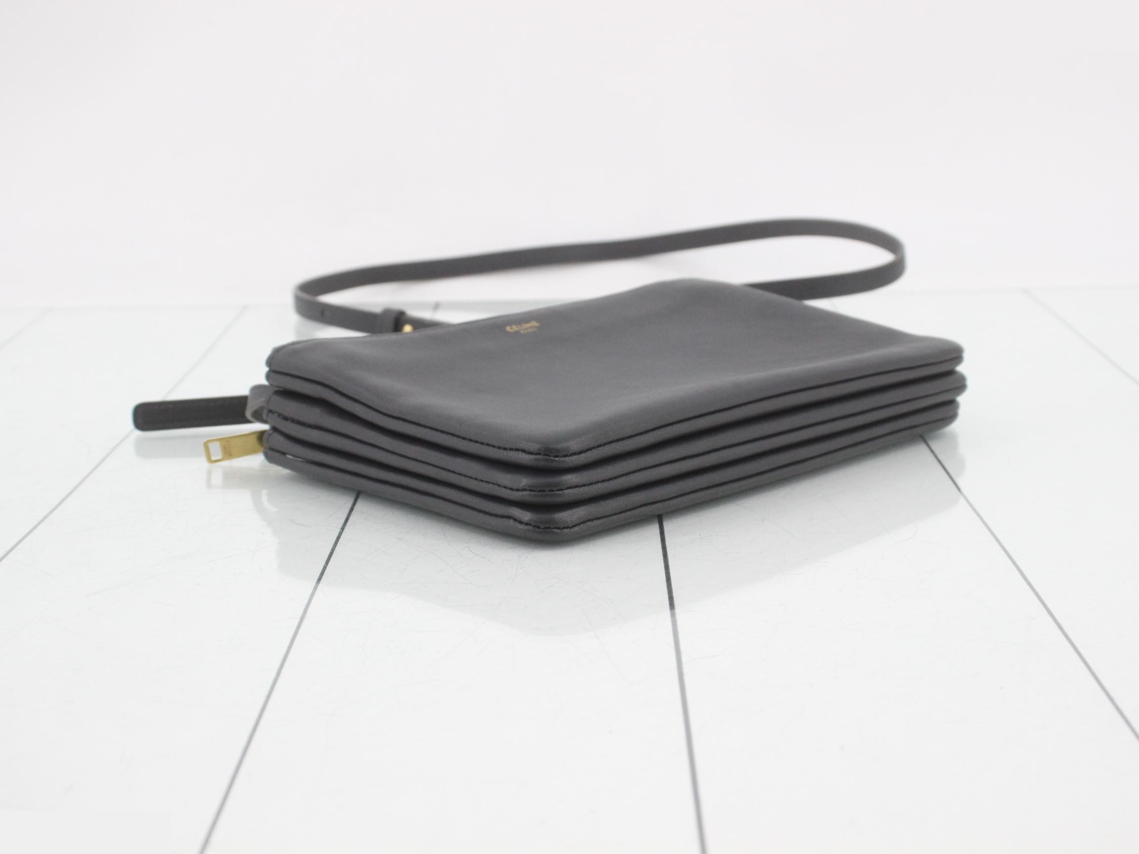 Trio Small Shoulder Bag, Gray, with dust bag, 21 x 15 x 3 cm — view 5