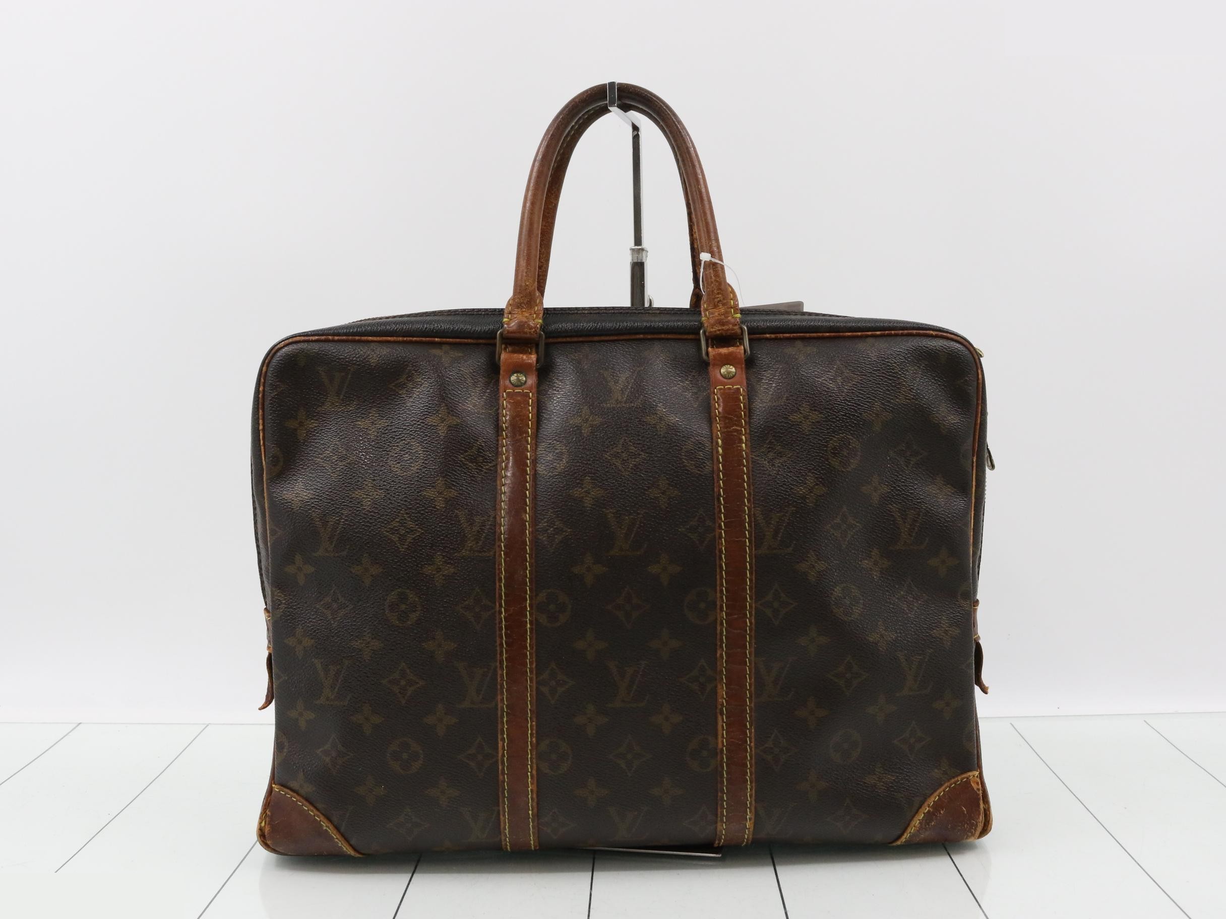 M53361 LV Monogram Porte Documents Voyage — view 2
