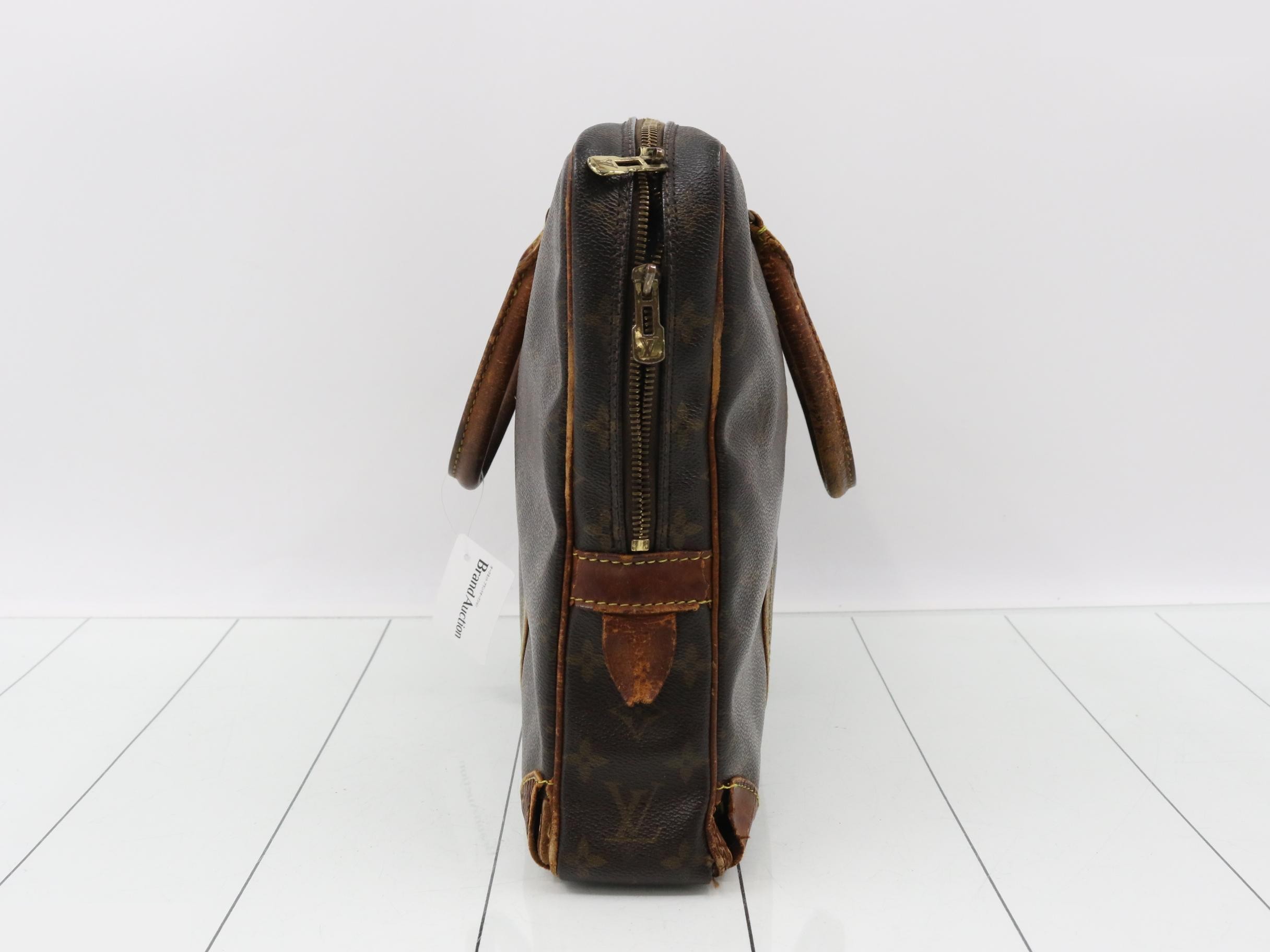 M53361 LV Monogram Porte Documents Voyage — view 4