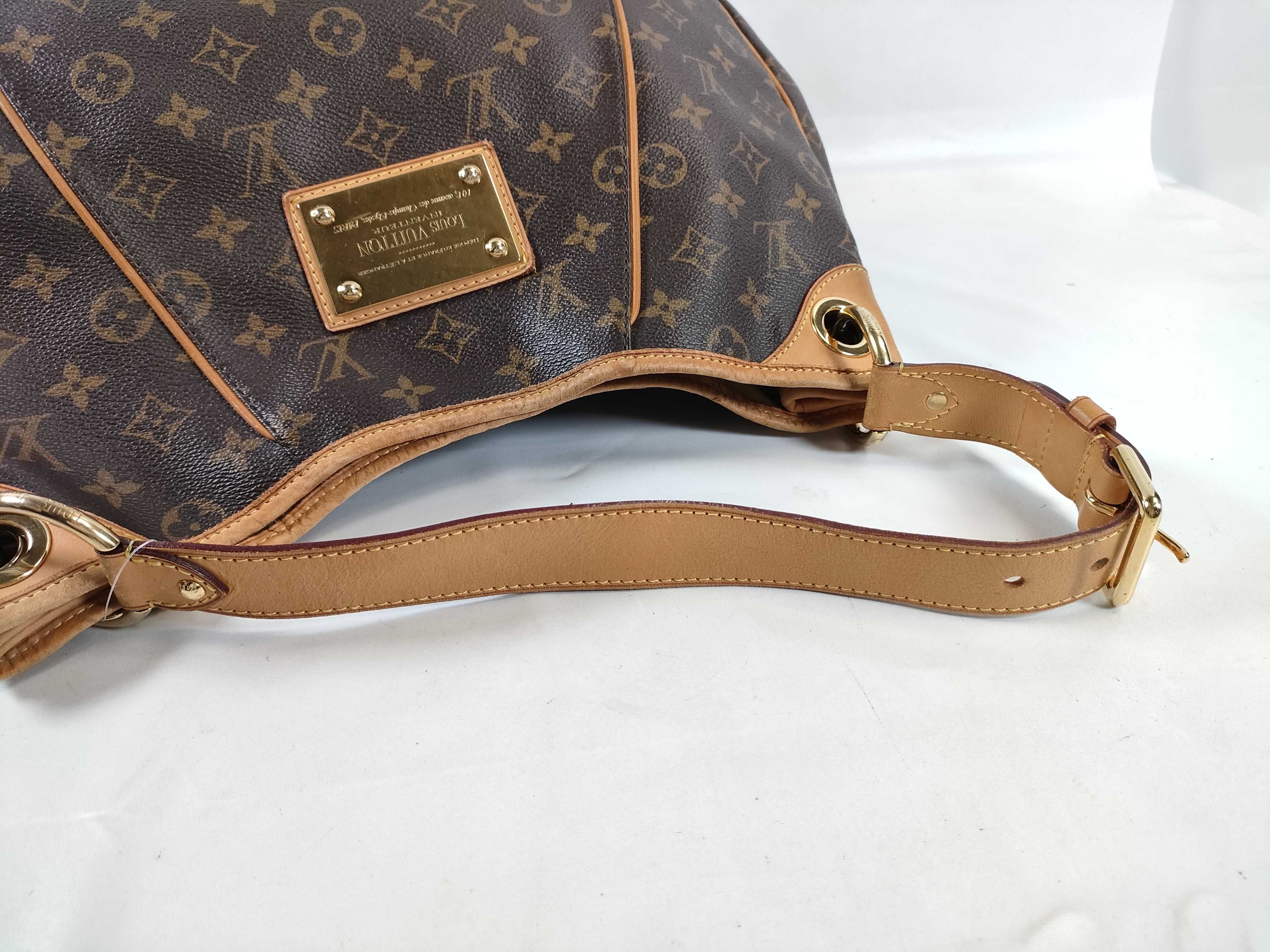 Monogram M56382 Galliera PM Shoulder Bag — view 3