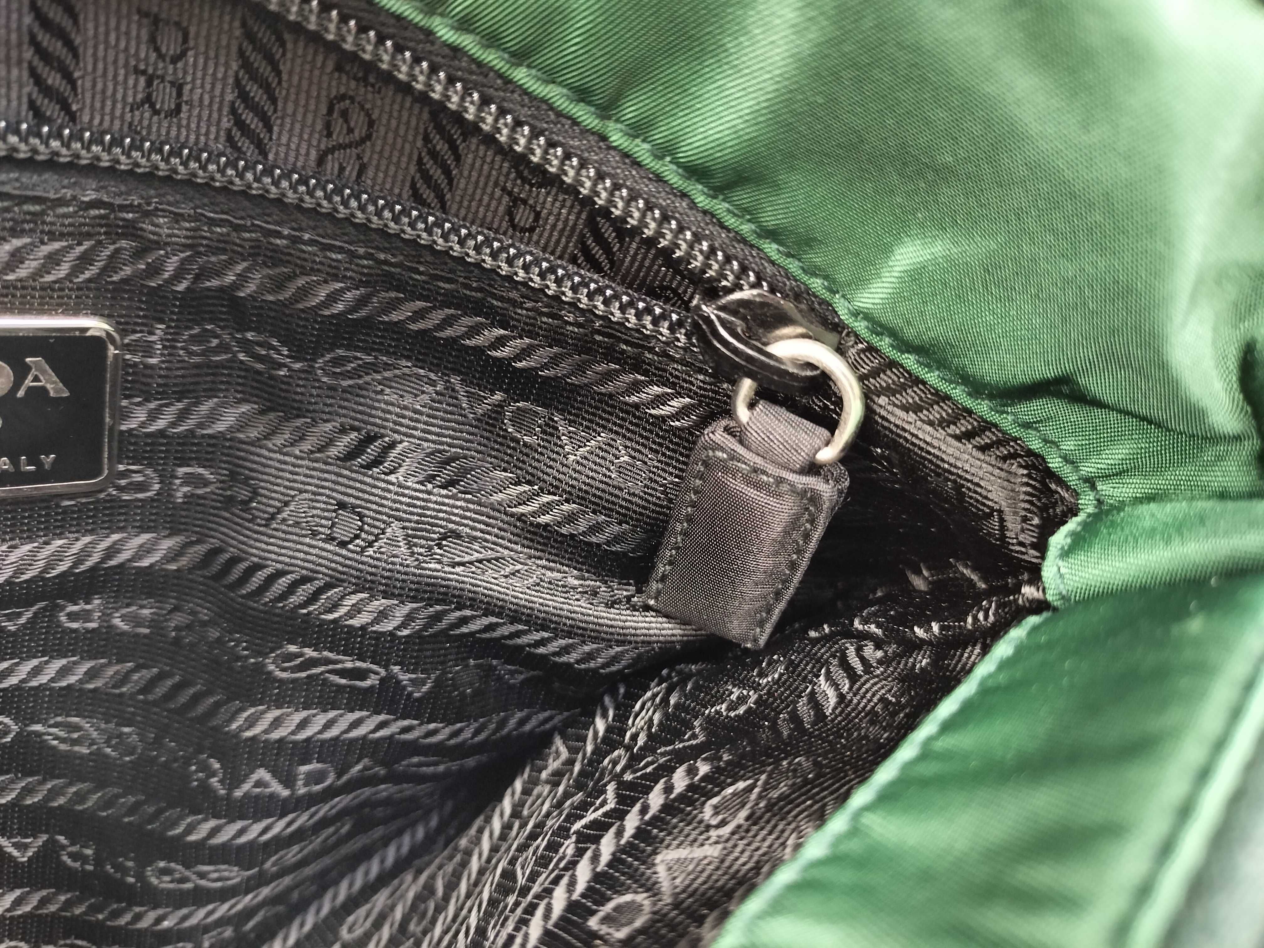 Nylon Handbag / Green — view 12