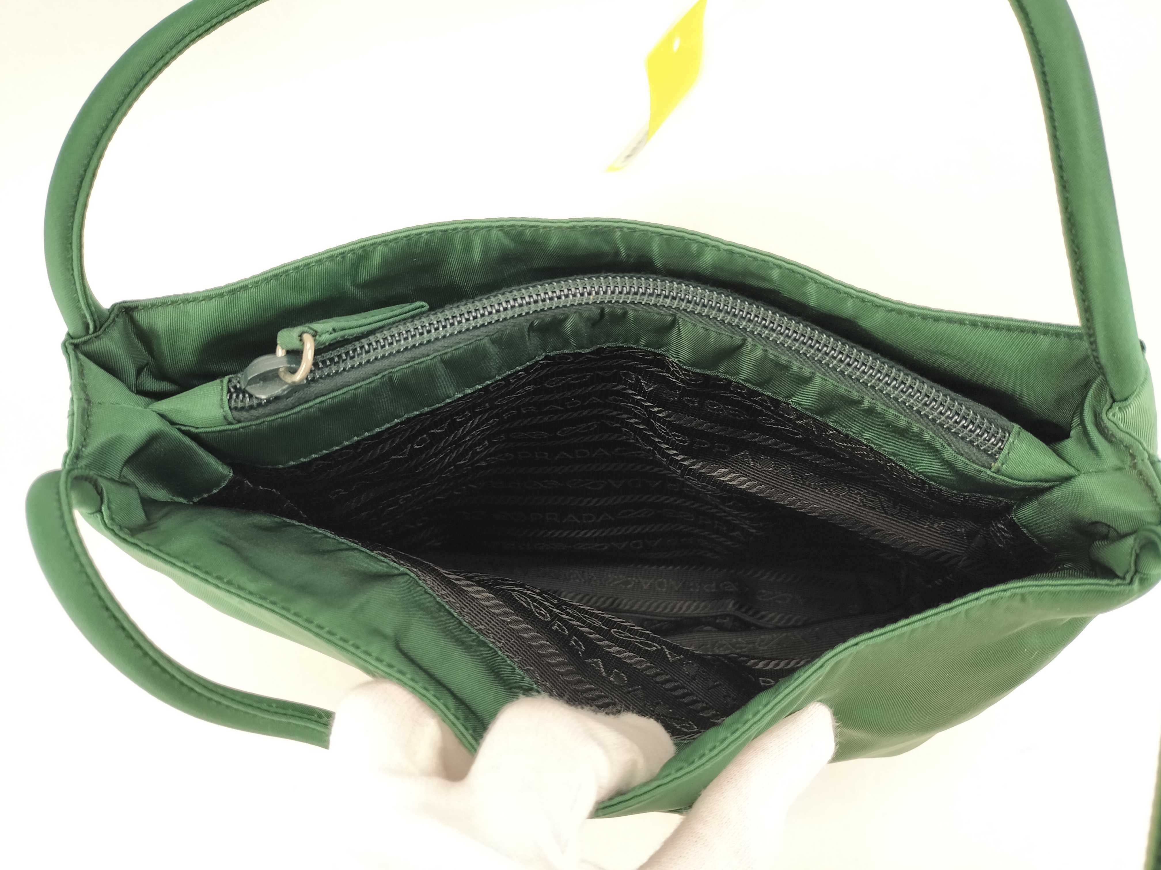 Nylon Handbag / Green — view 9