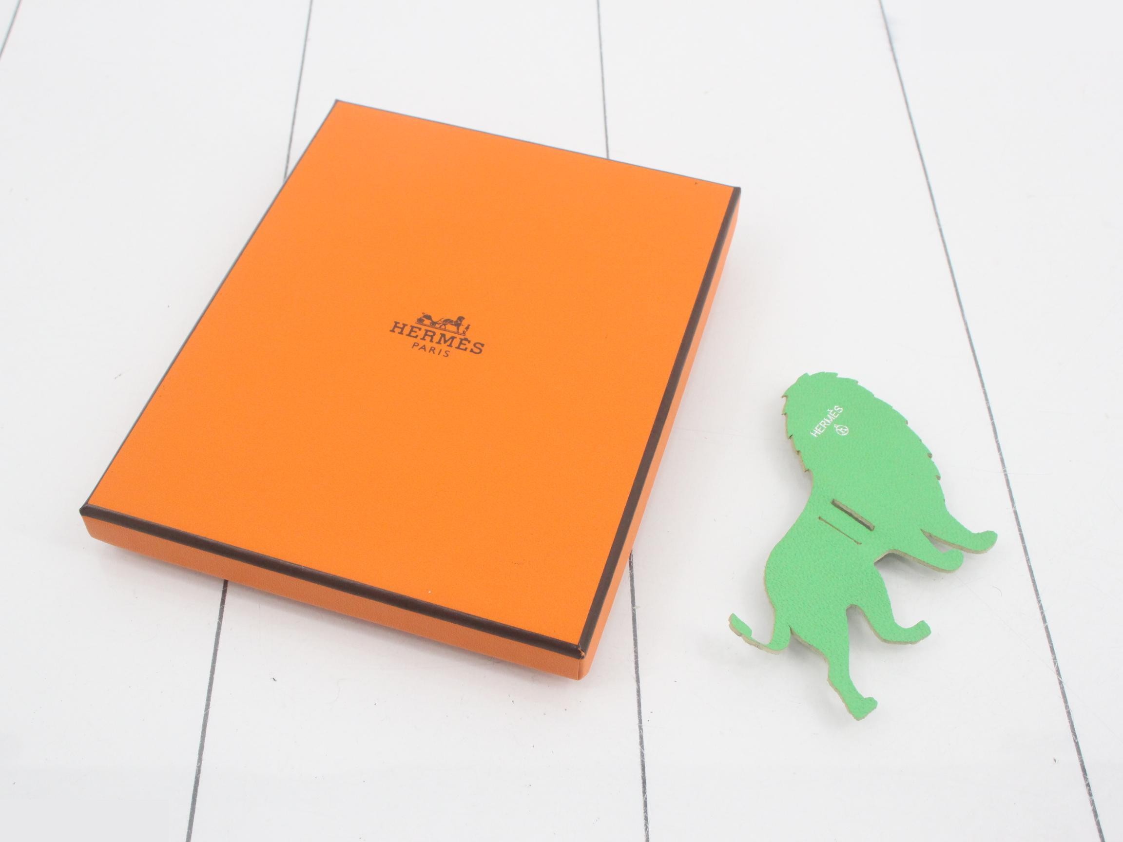 Petit H Charm Dog — view 4