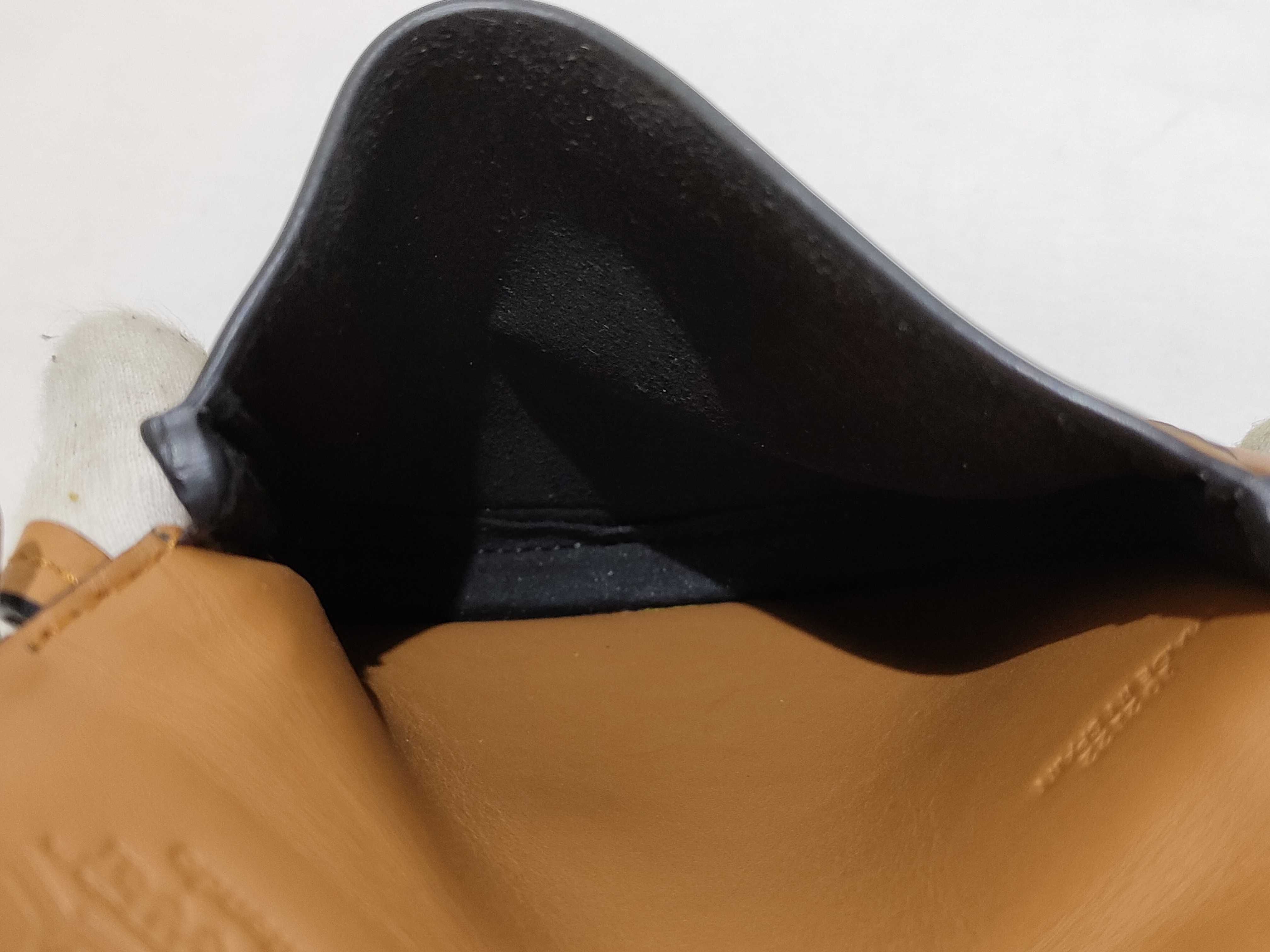 (Loewe) Limited Edition Shoulder Bag (50 pieces worldwide) — view 9