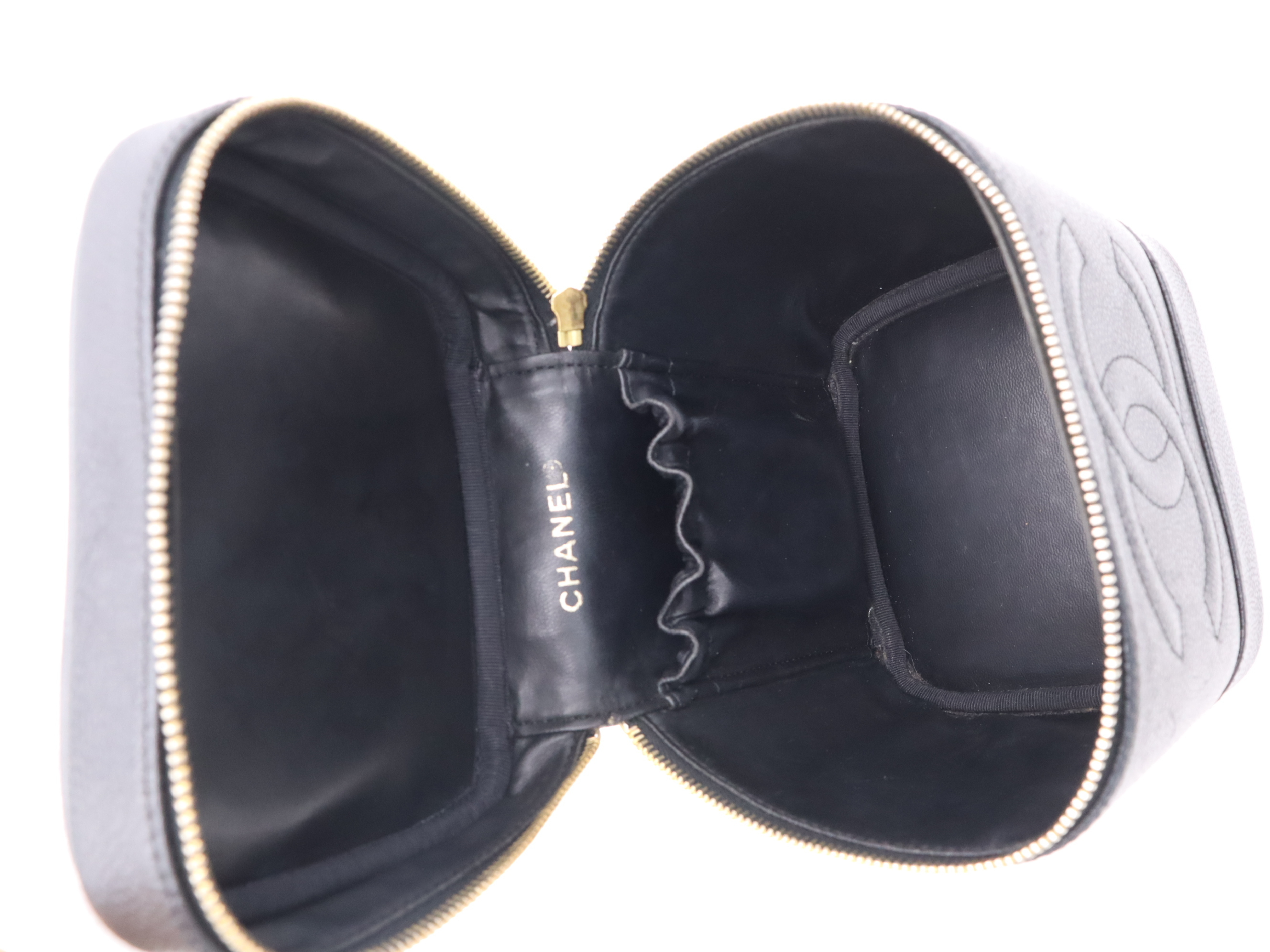 A01998 Caviar Skin Vertical Vanity Bag with Guarantee Card and Pouch — view 12