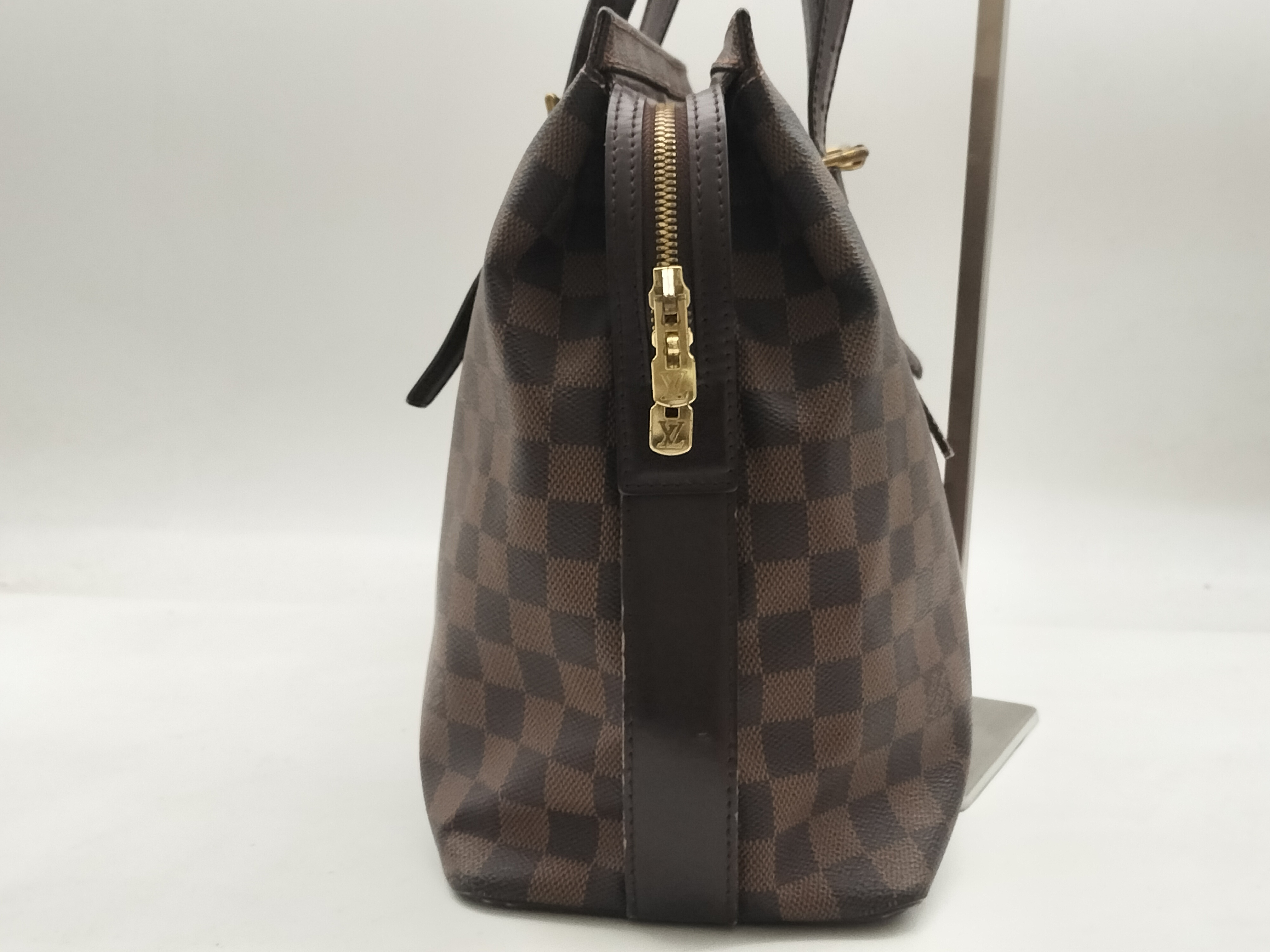 Damier Chelsea N51119 Shoulder Bag — view 3