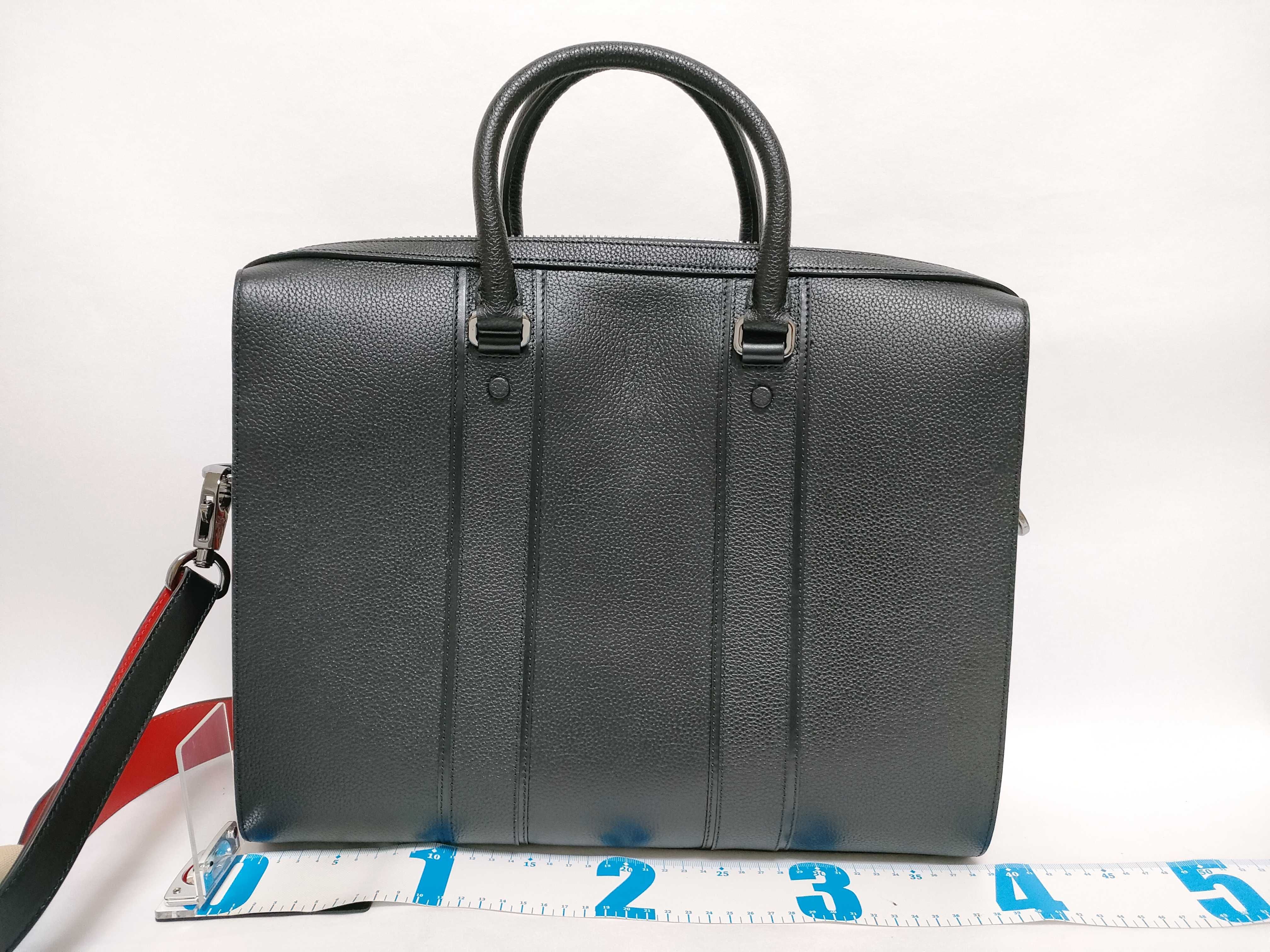 Leather 2-Way Shoulder Bag, Black, Street Wall Handbag — view 2