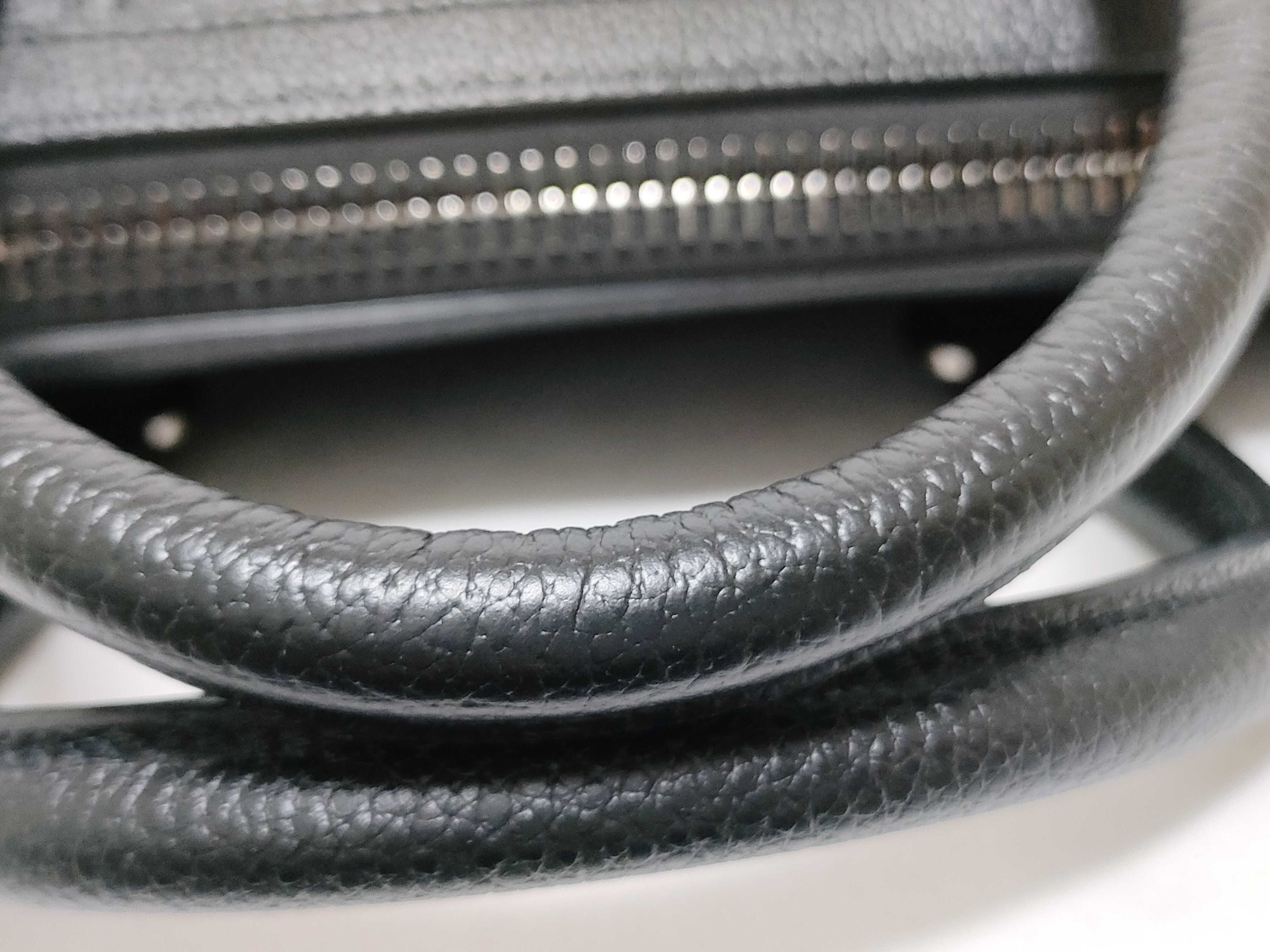 Leather 2-Way Shoulder Bag, Black, Street Wall Handbag — view 4