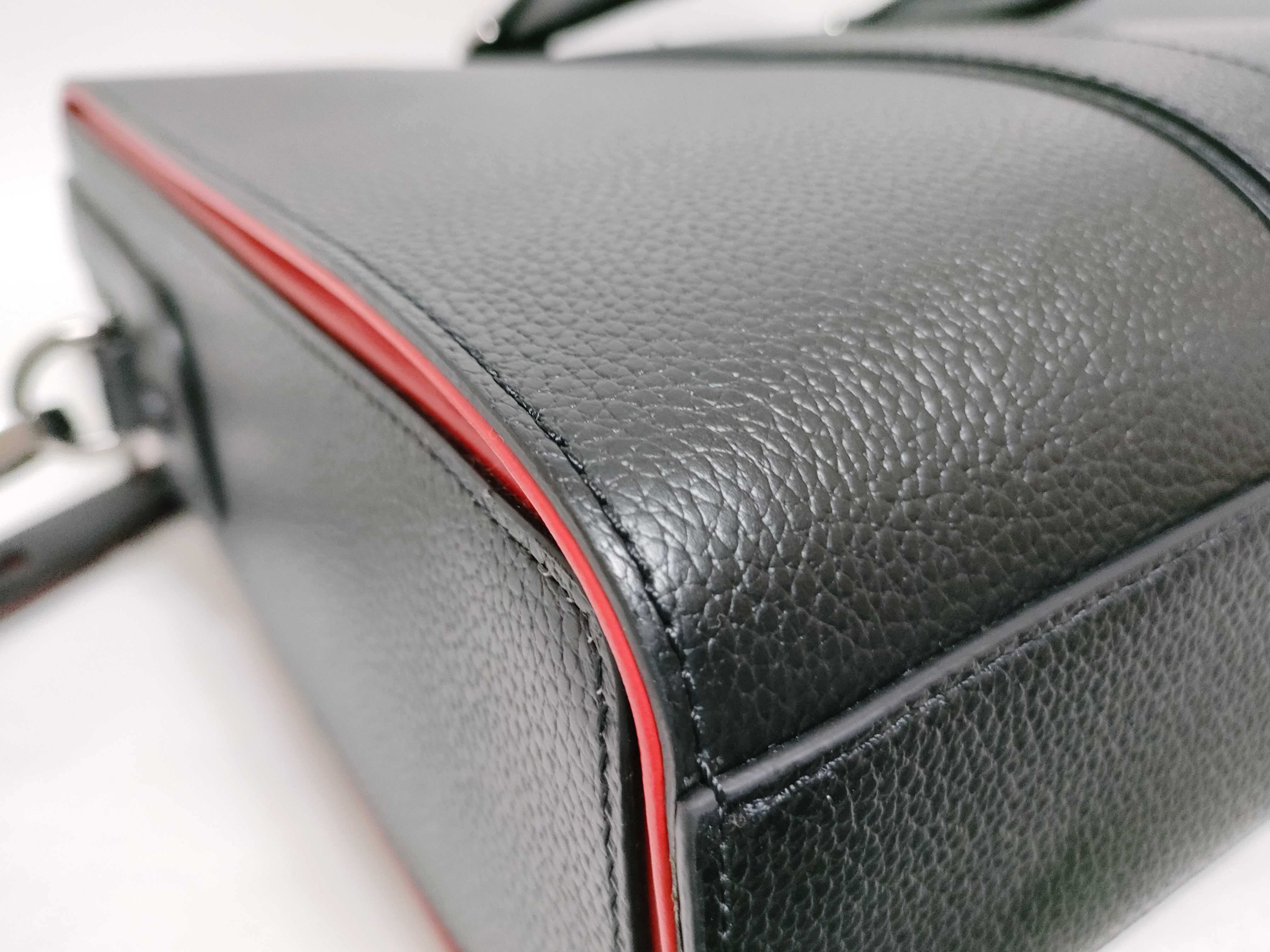 Leather 2-Way Shoulder Bag, Black, Street Wall Handbag — view 8