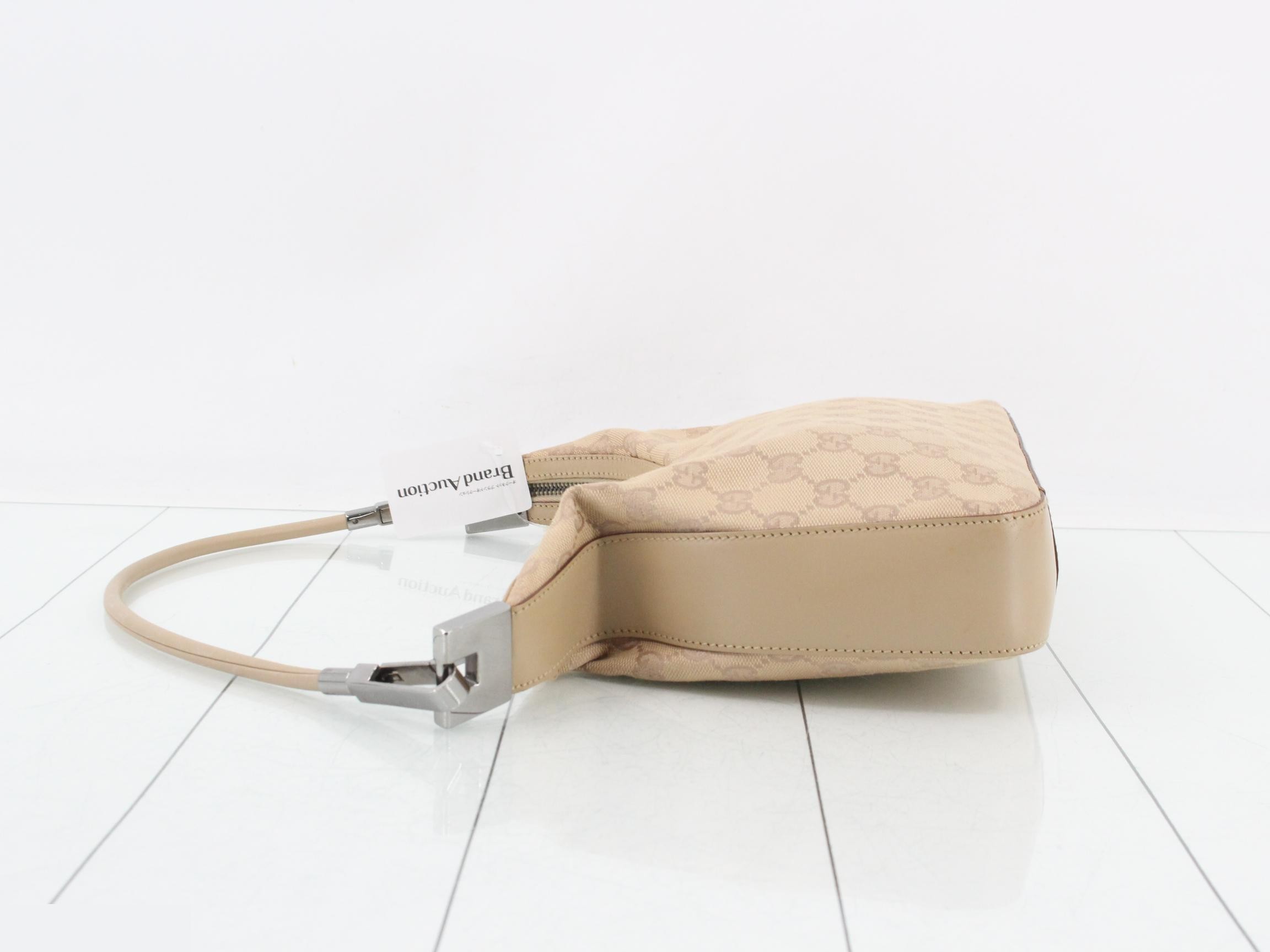 GG Canvas (Bag) - Shoulder Bag — view 4