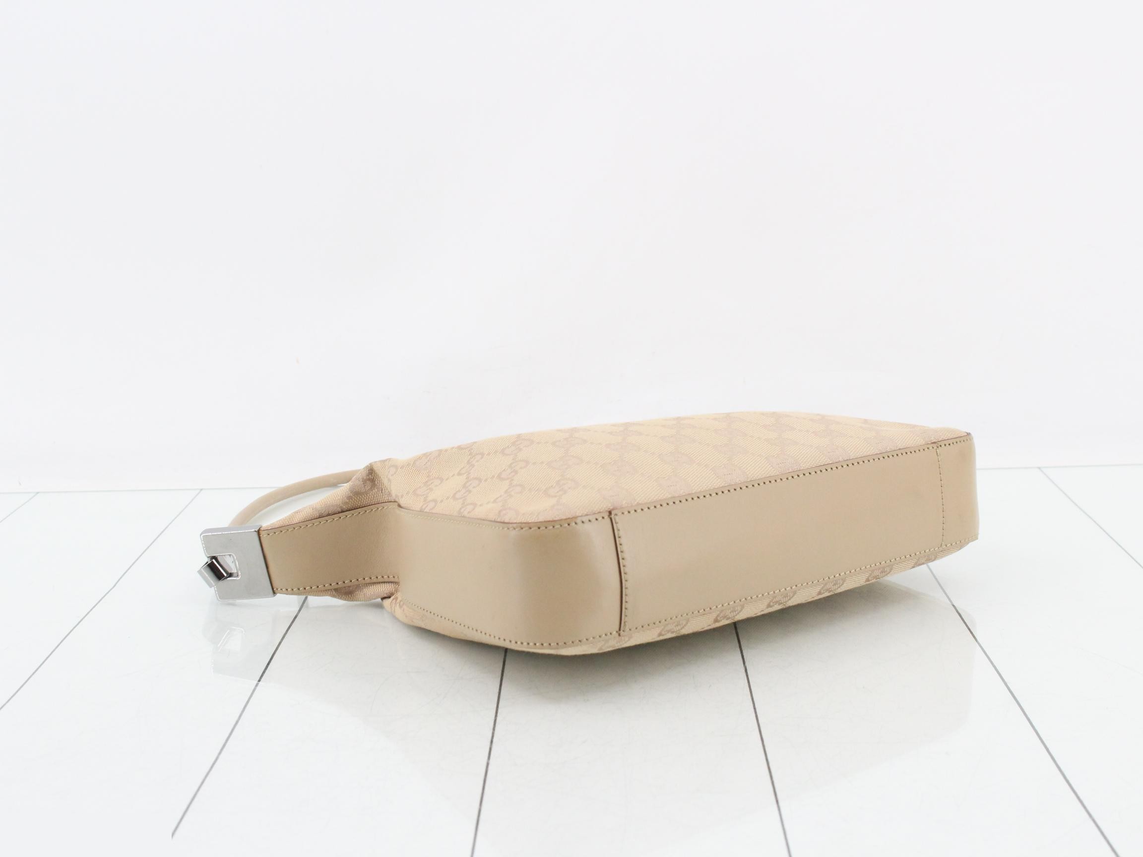 GG Canvas (Bag) - Shoulder Bag — view 5