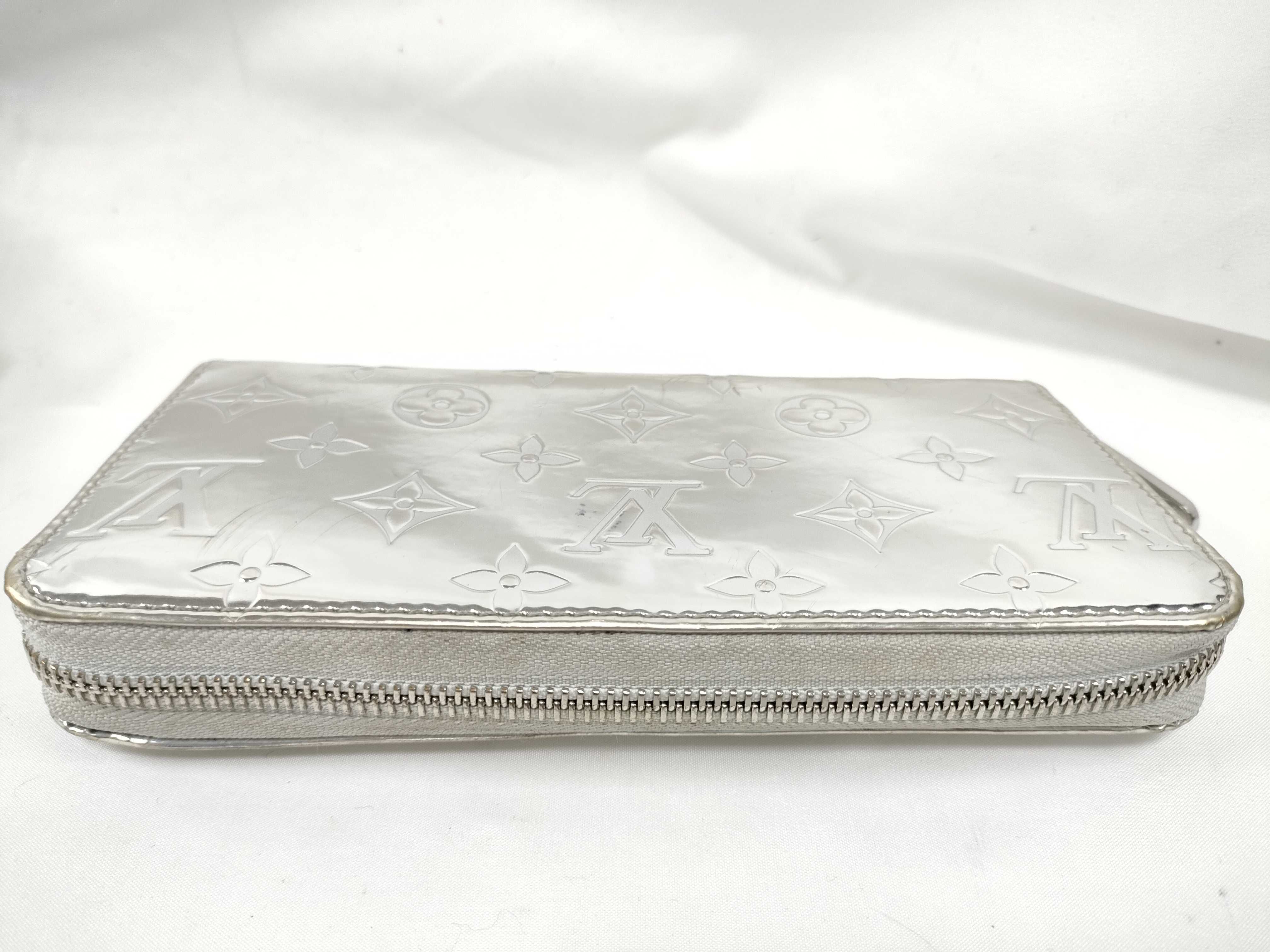 Zippy Wallet Vivienne Wallet — view 4