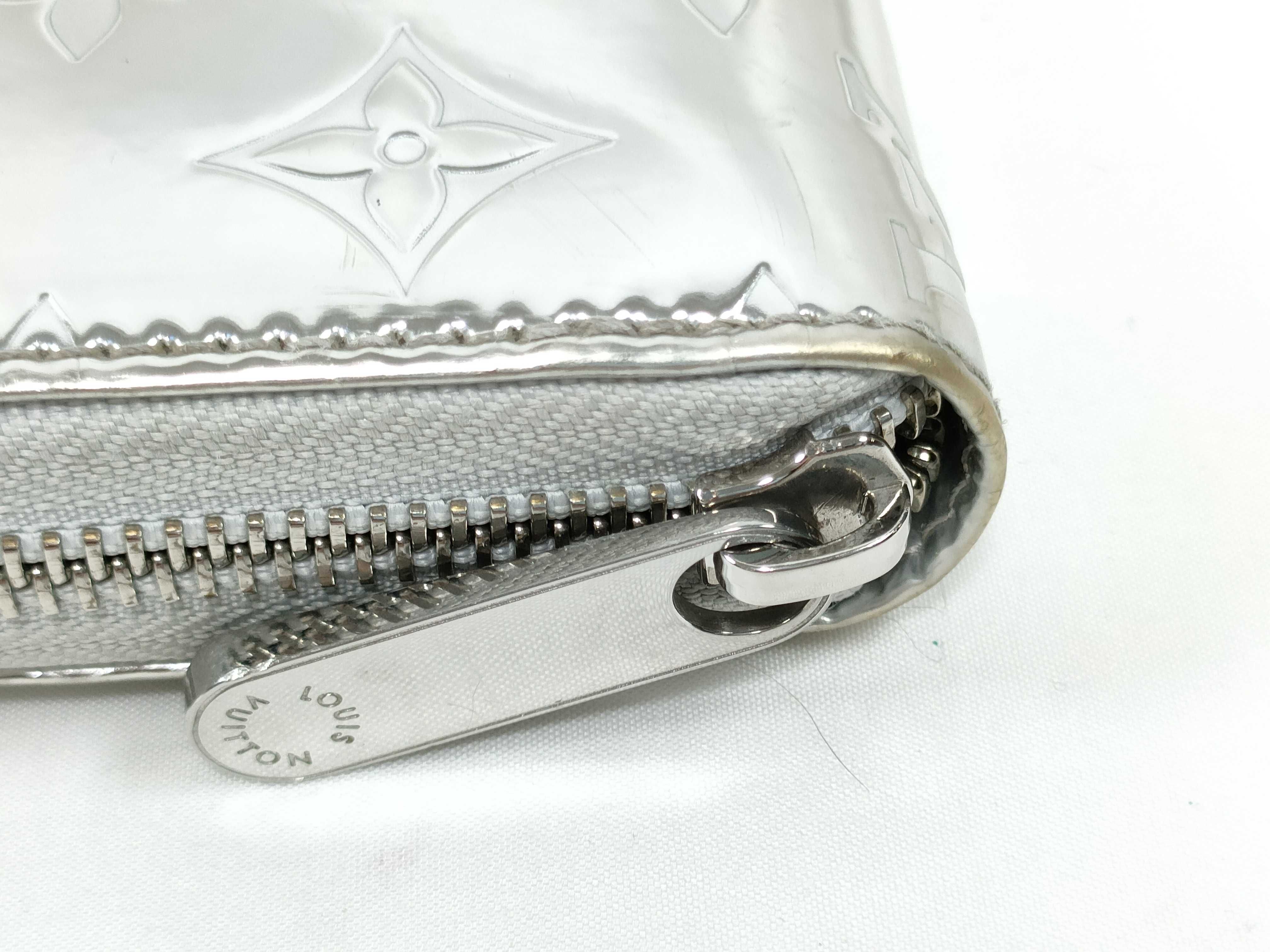Zippy Wallet Vivienne Wallet — view 6