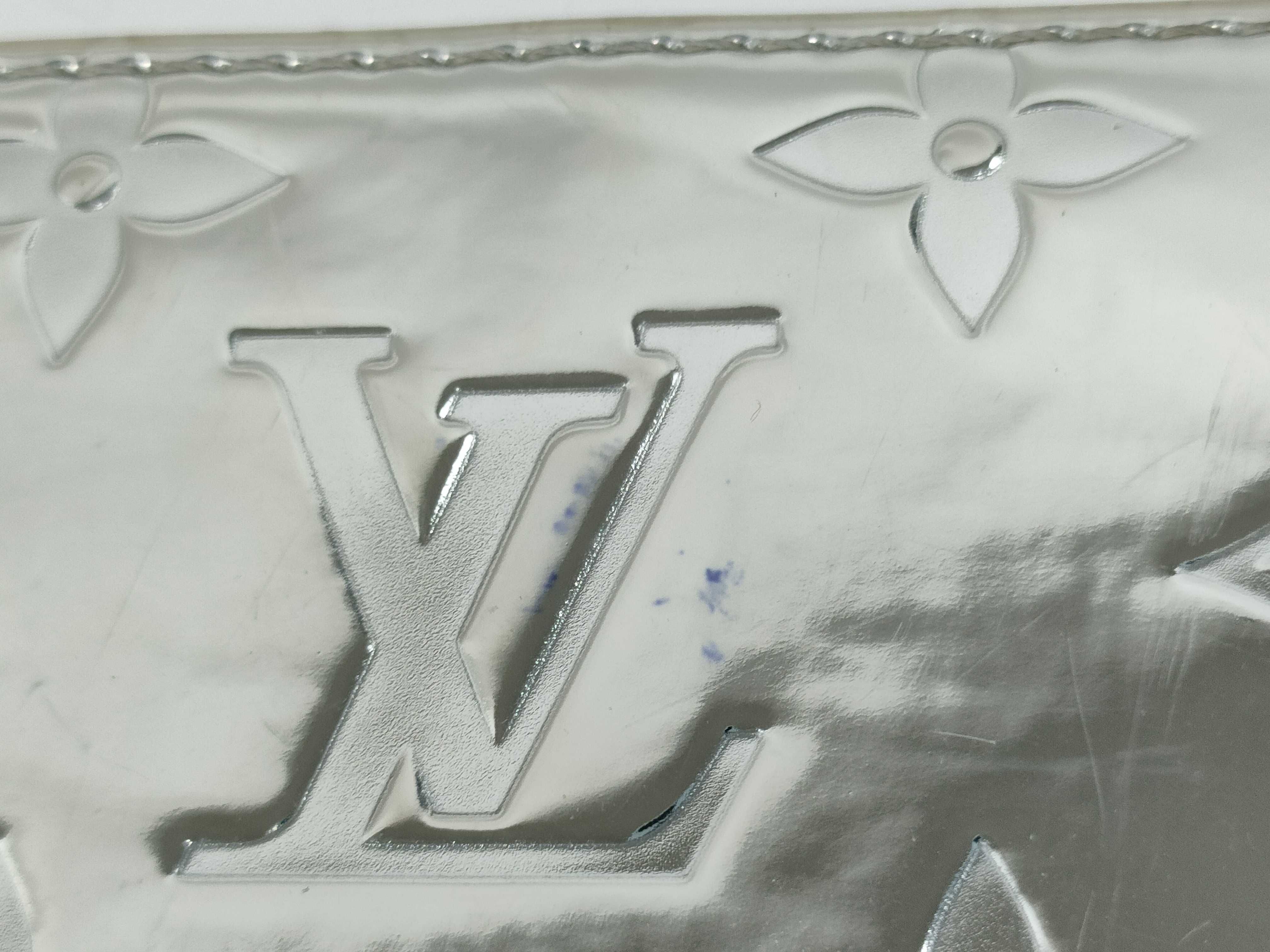 Zippy Wallet Vivienne Wallet — view 8