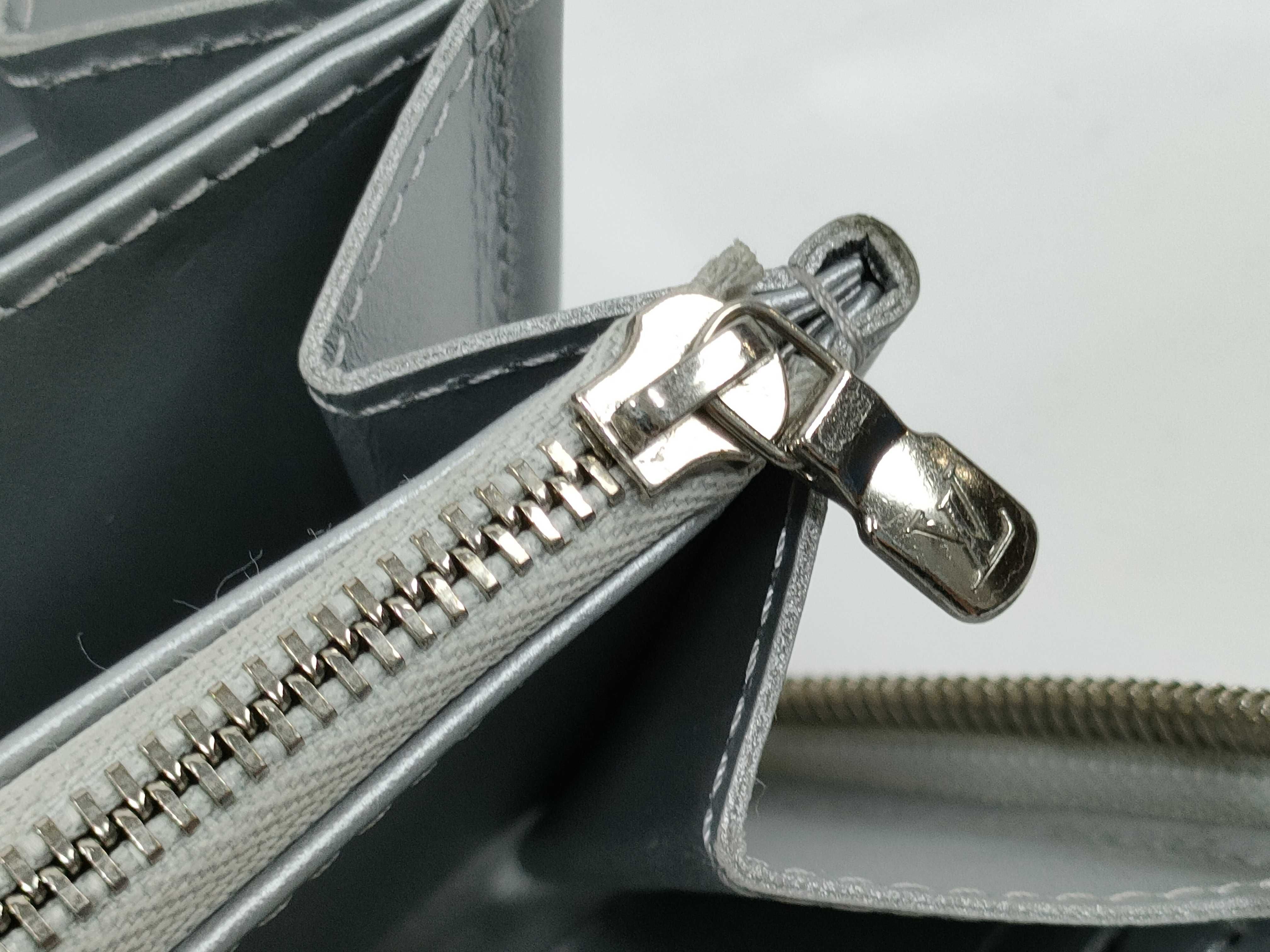 Zippy Wallet Vivienne Wallet — view 10