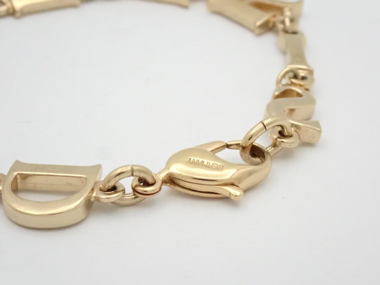 Bracelet: Wrist circumference approximately 19.5 cm — view 3