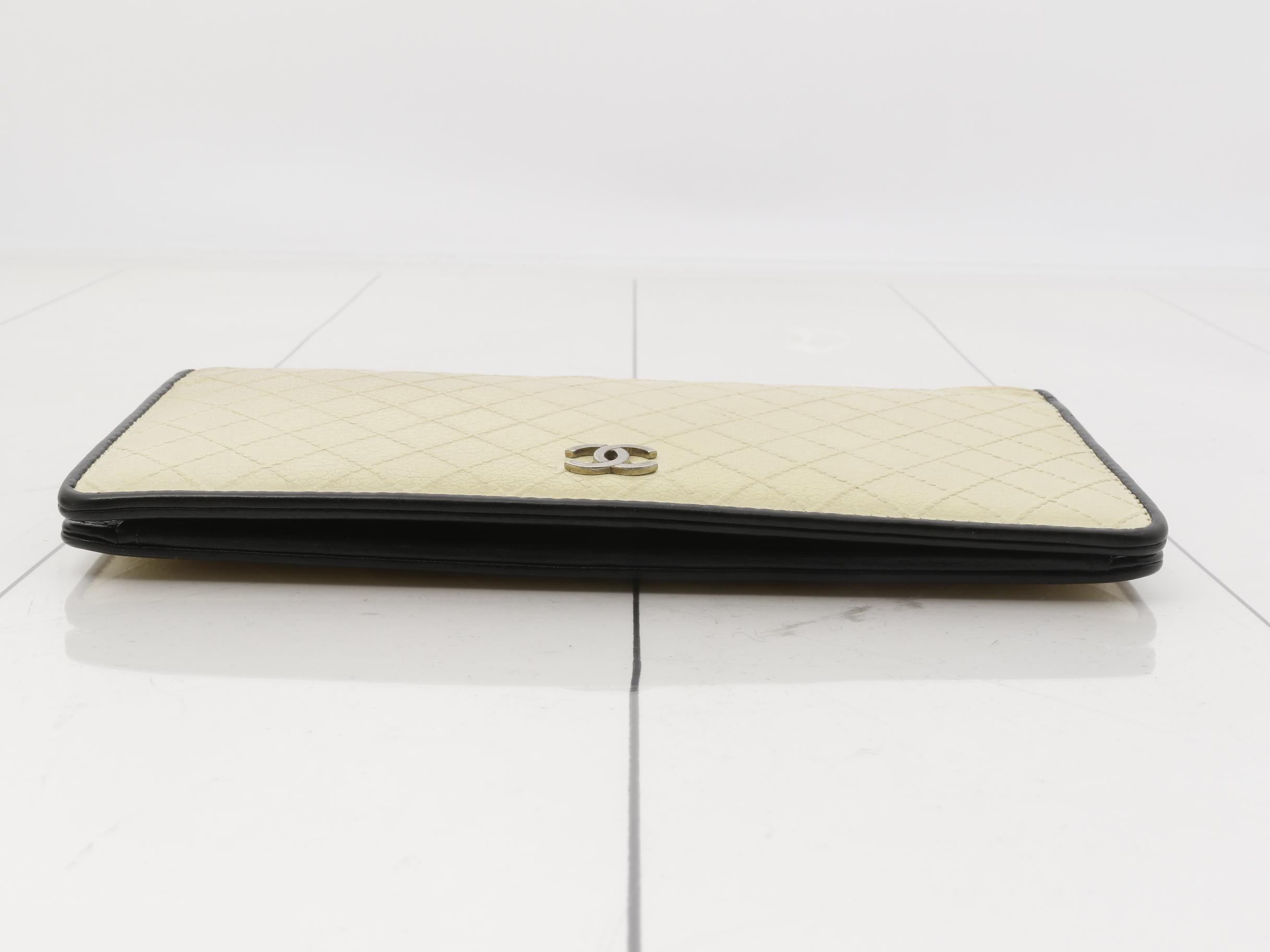 Piccolore Long Wallet - Leather — view 3