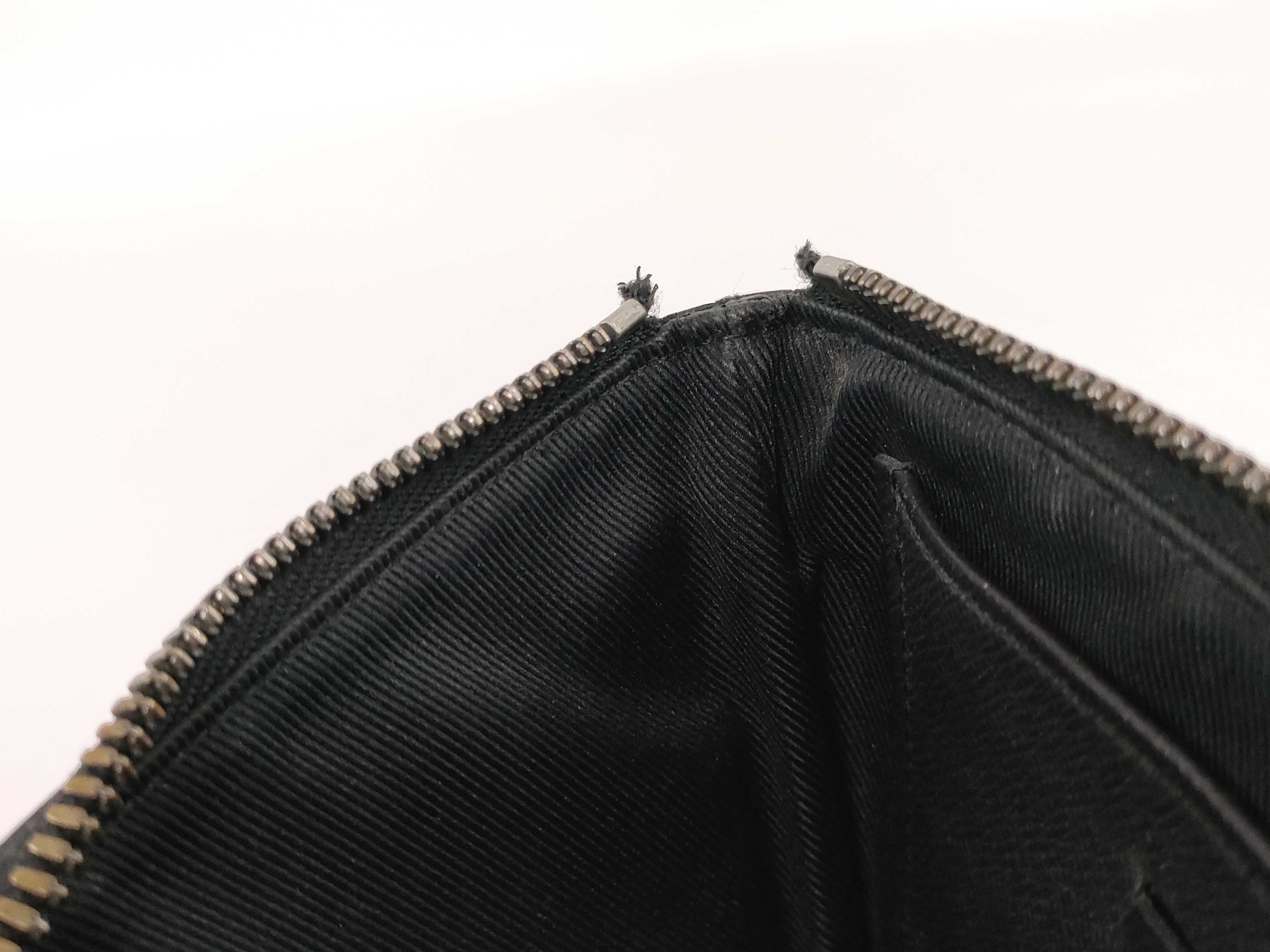 LV Pochette Discovery PM M44323 Pouch — view 7