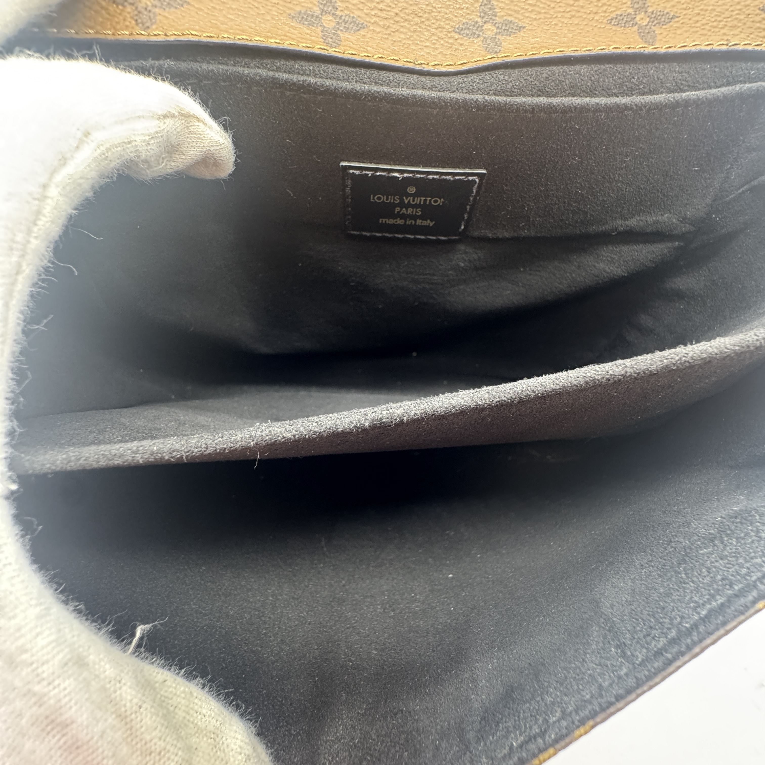 Monogram Reverse Pochette Metis MM 2-way Shoulder Bag — view 11