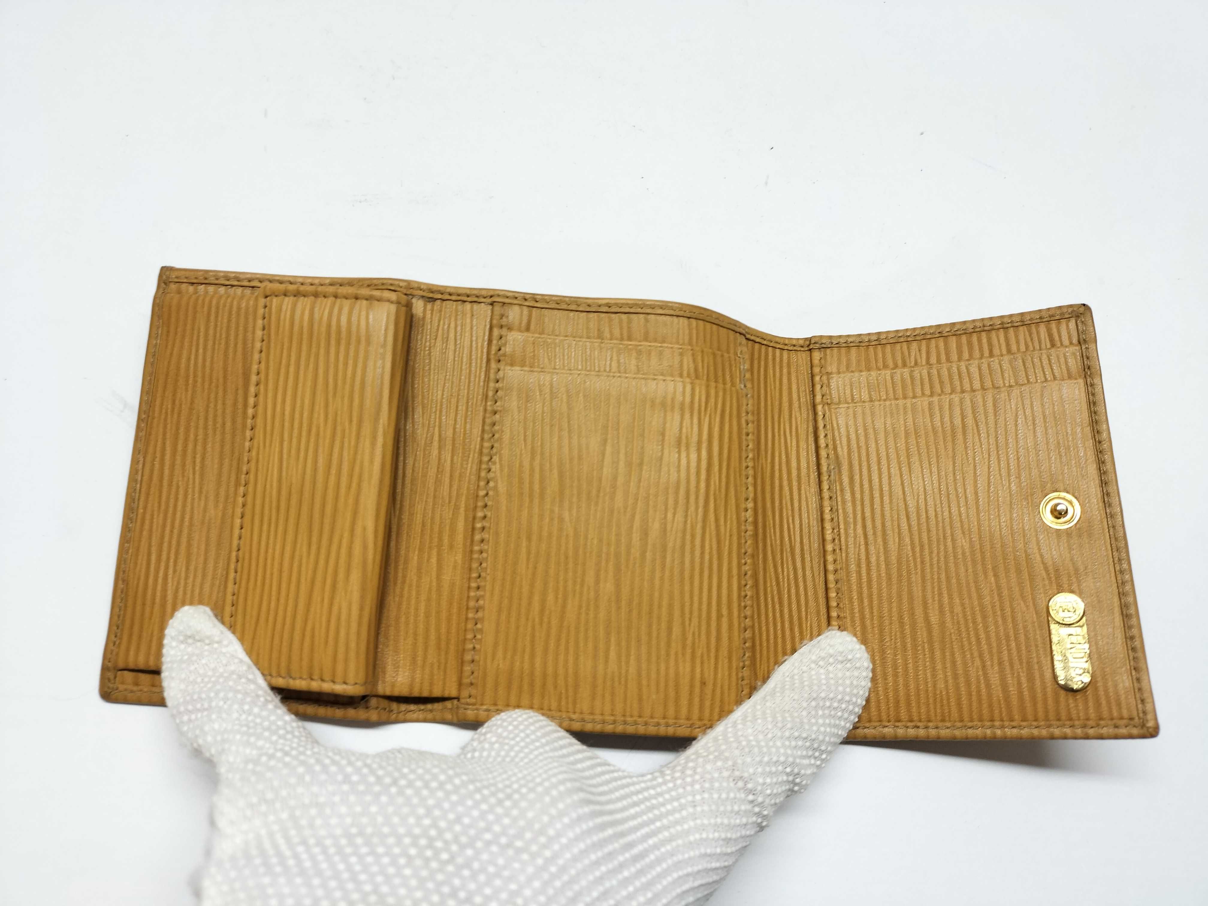 Tri-fold Wallet with Logo — view 9