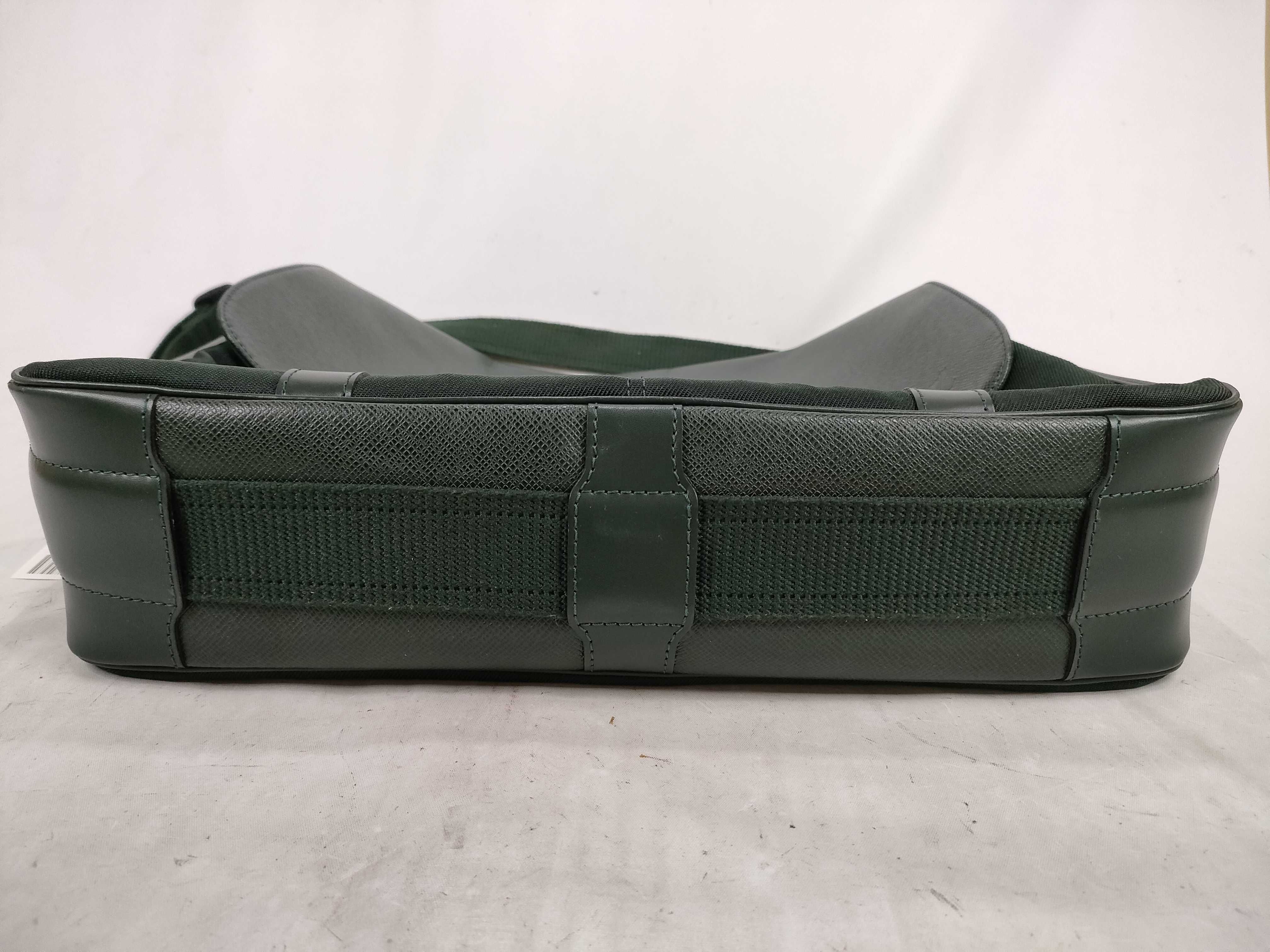 Taiga Delsu M30162 Shoulder Bag — view 9
