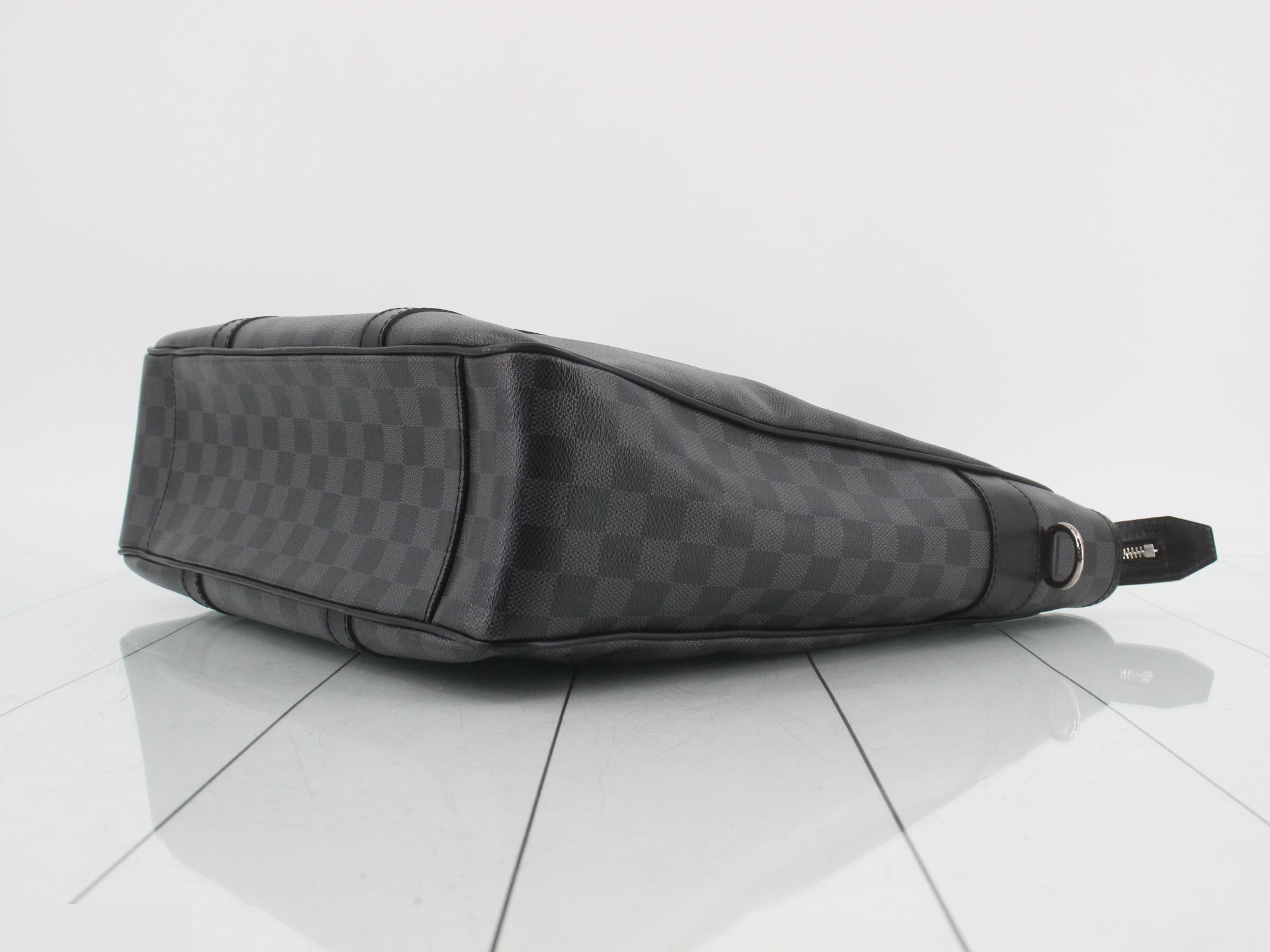 Damier Graphite Tadao 2-Way Tote Bag — view 6