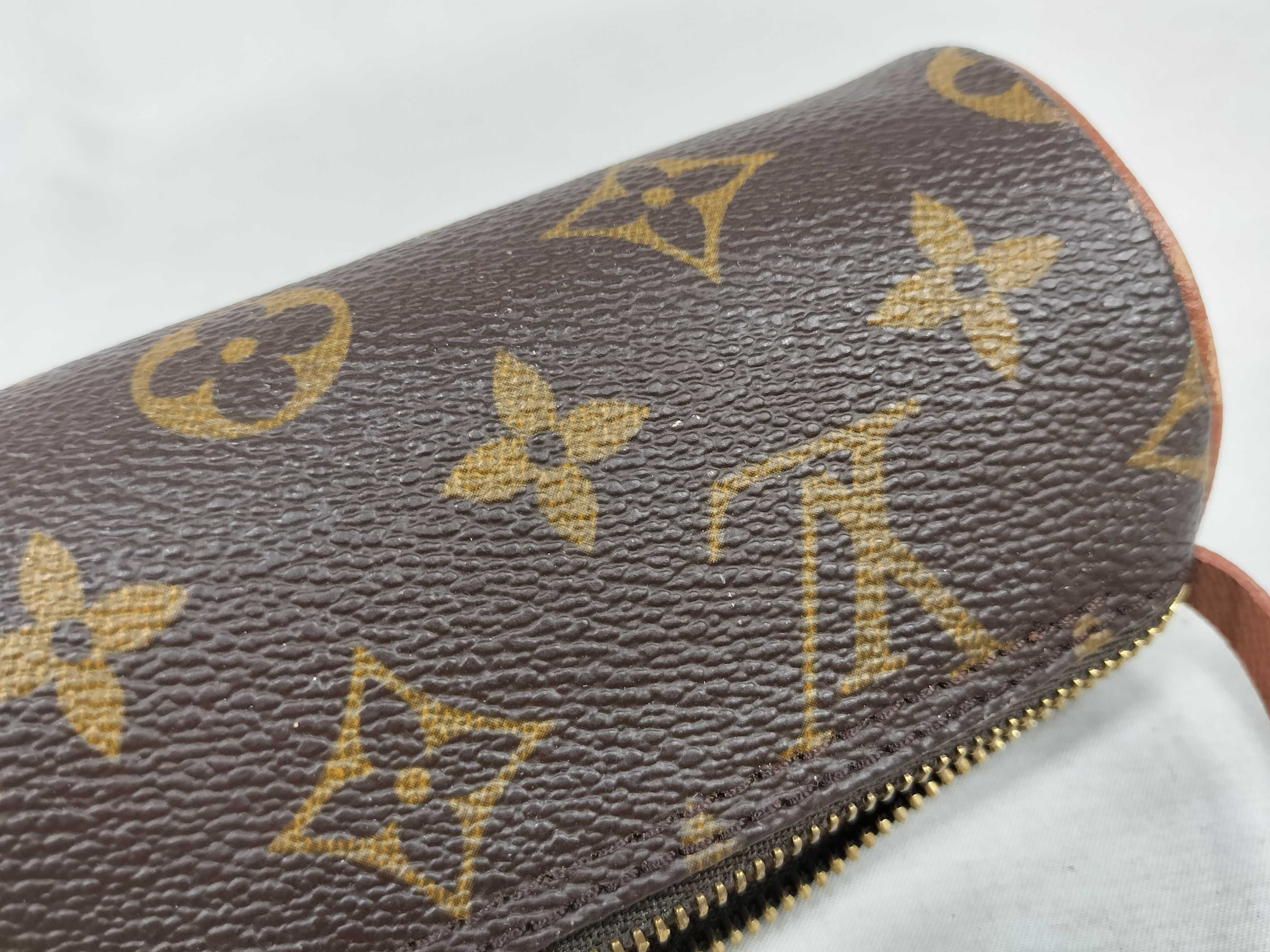 Monogram Louis Vuitton Monogram Attached Pouch — view 14