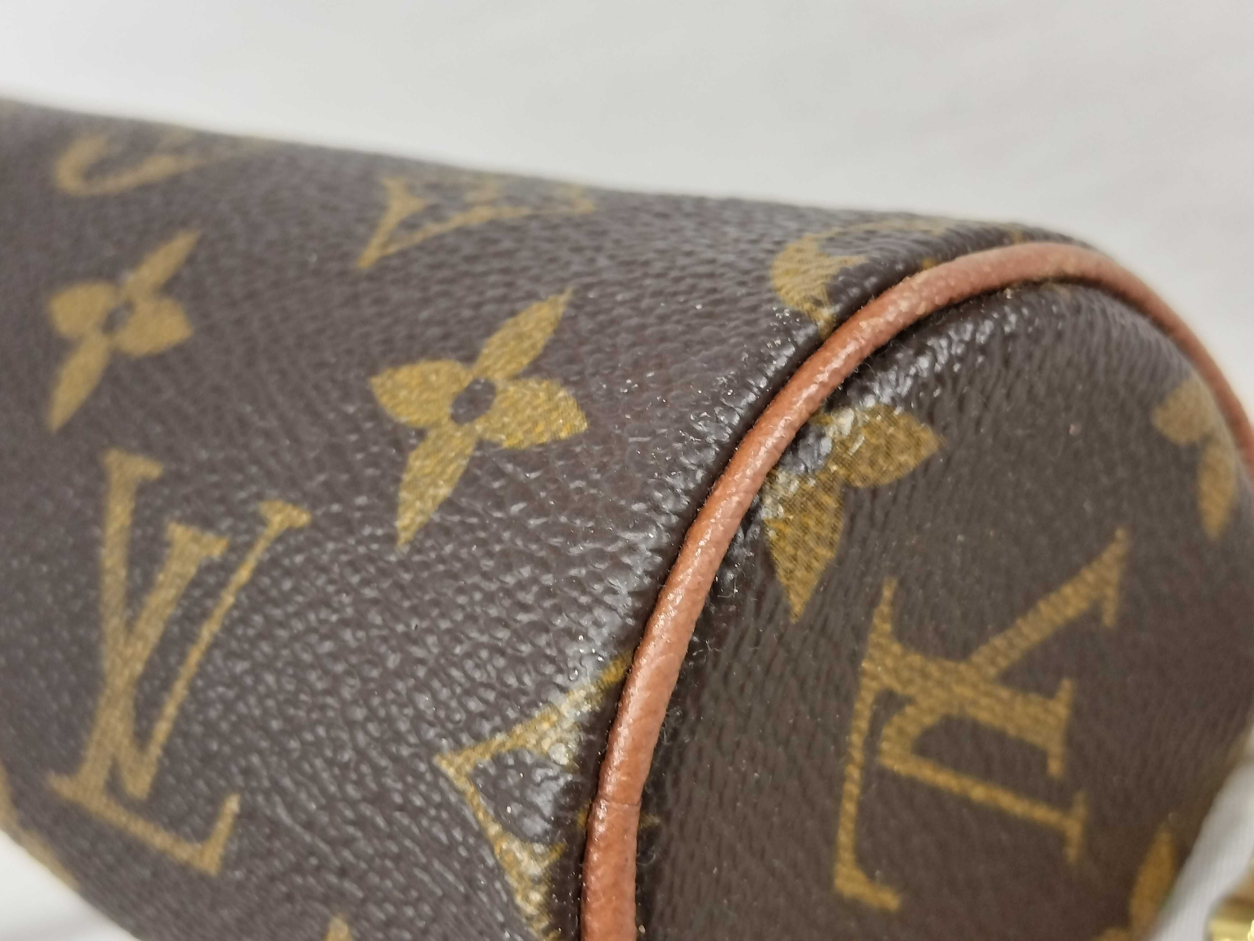 Monogram Louis Vuitton Monogram Attached Pouch — view 7