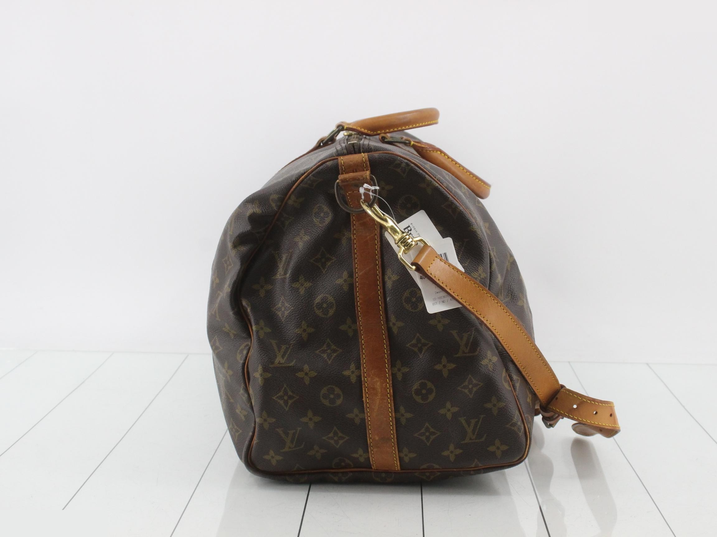 LV Monogram Keepall Bandoulière 55 2-Way Bag — view 4