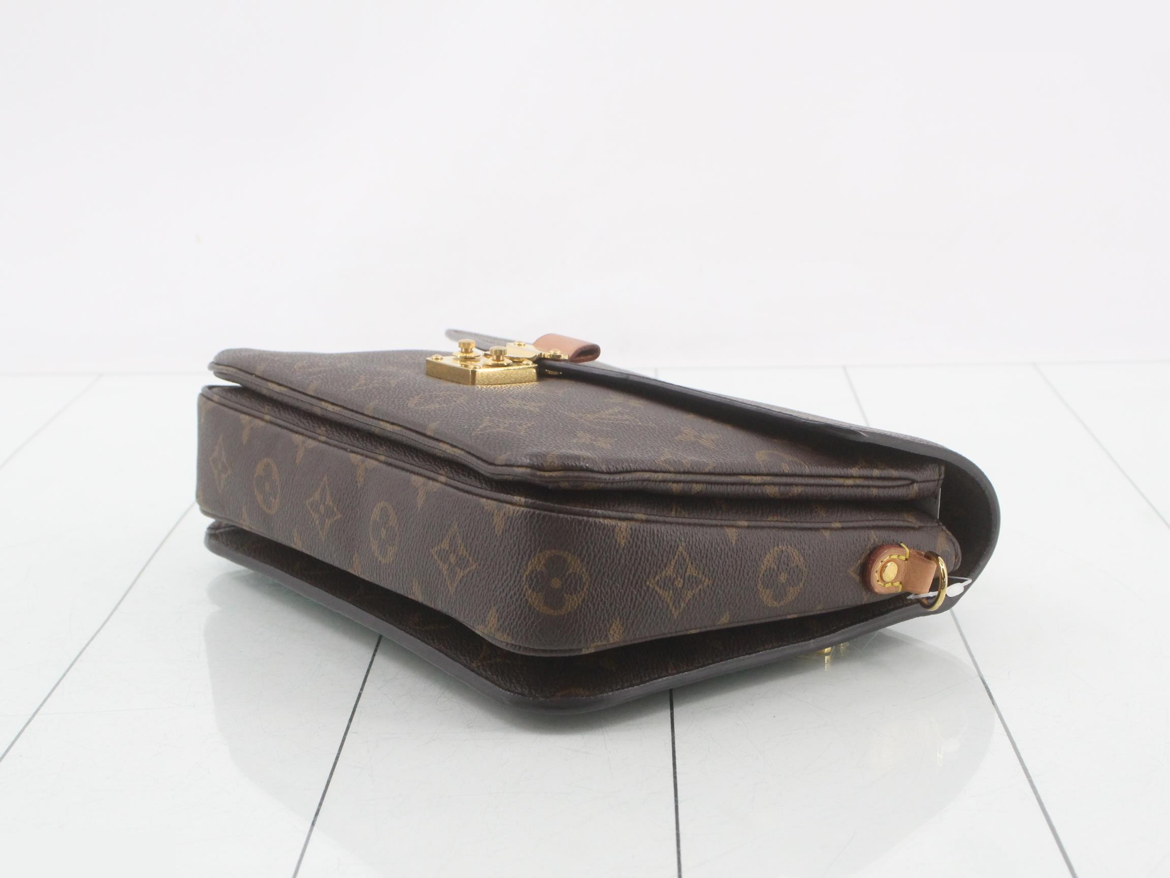 Monogram Pochette Metis MM 2-Way Handbag — view 6