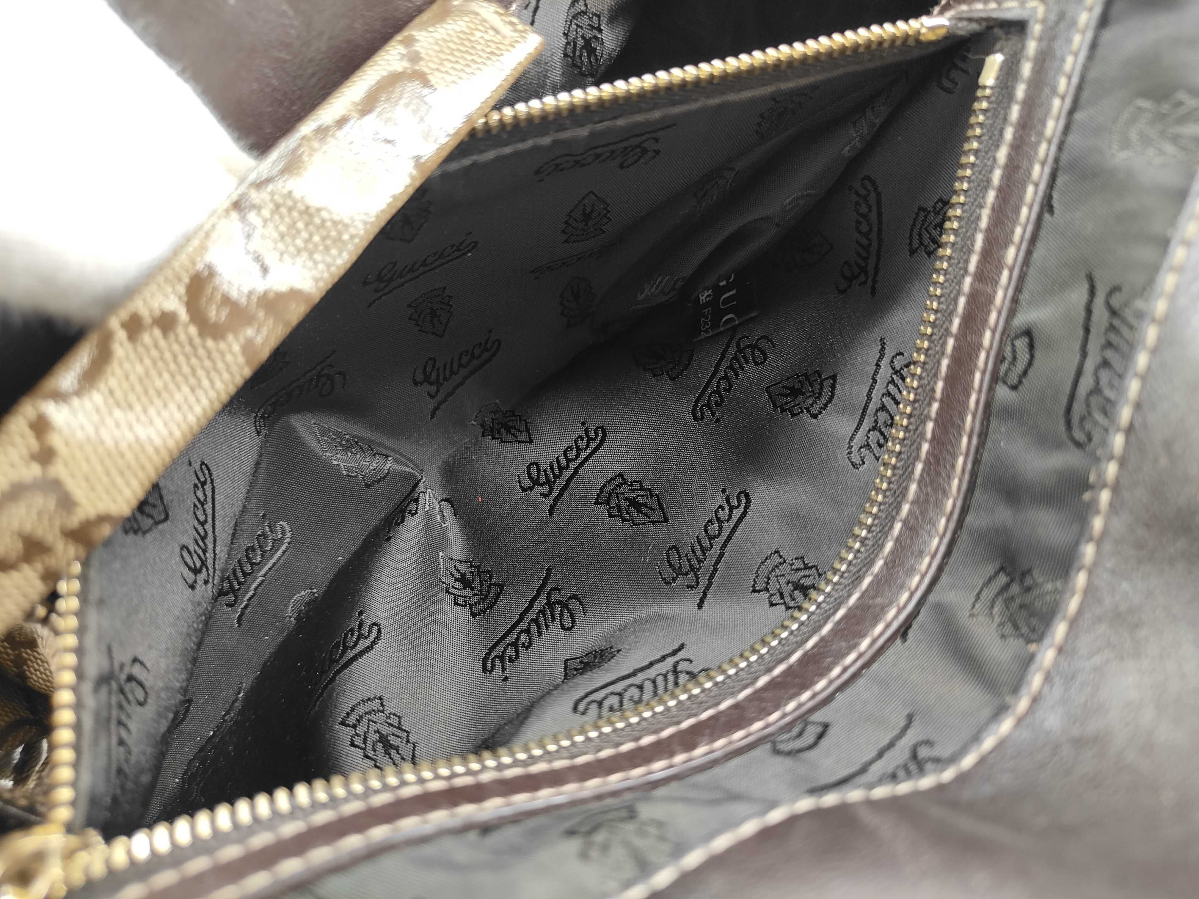 GG Canvas Handbag — view 14