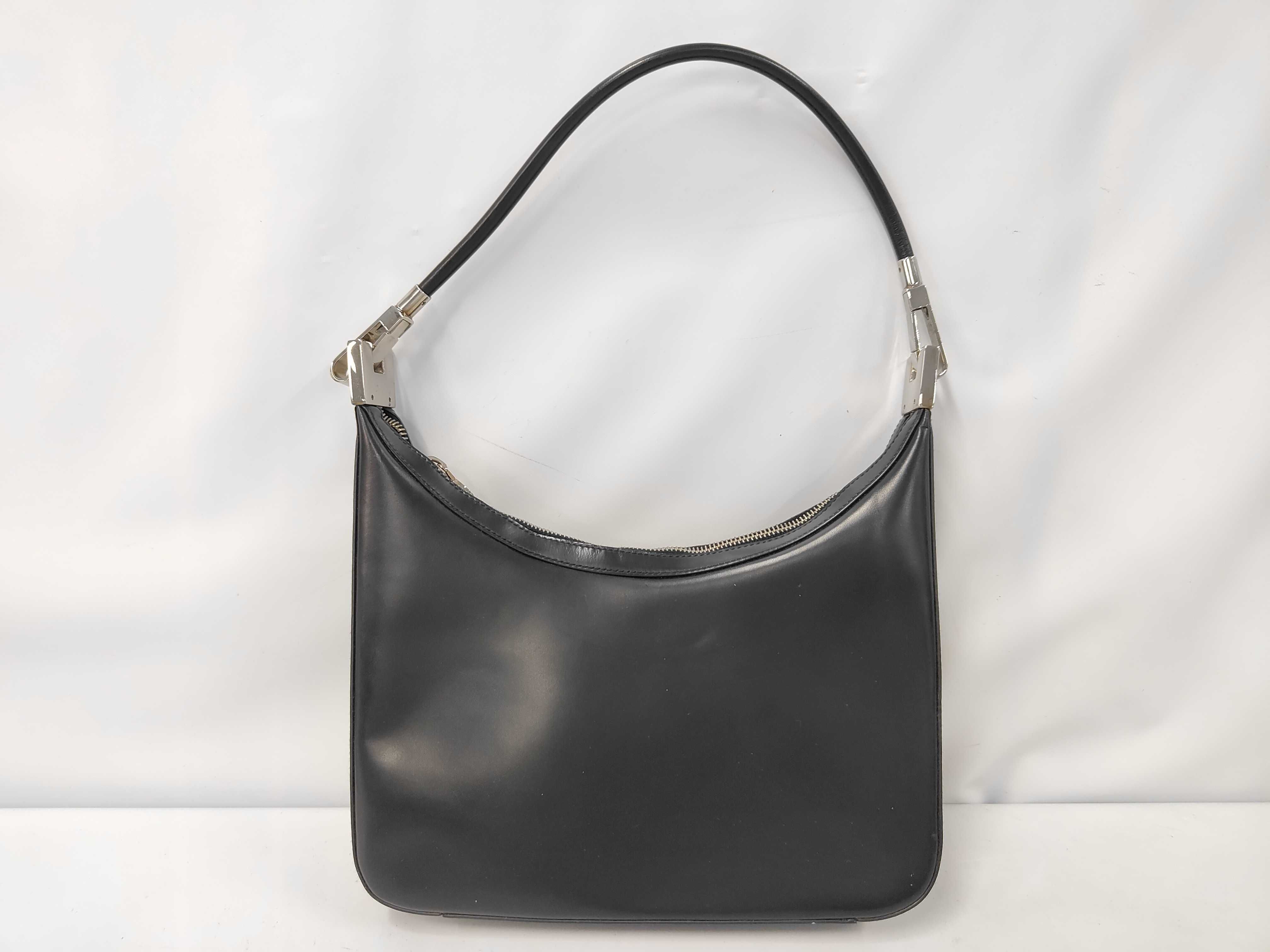 Logo Leather One Shoulder Bag
