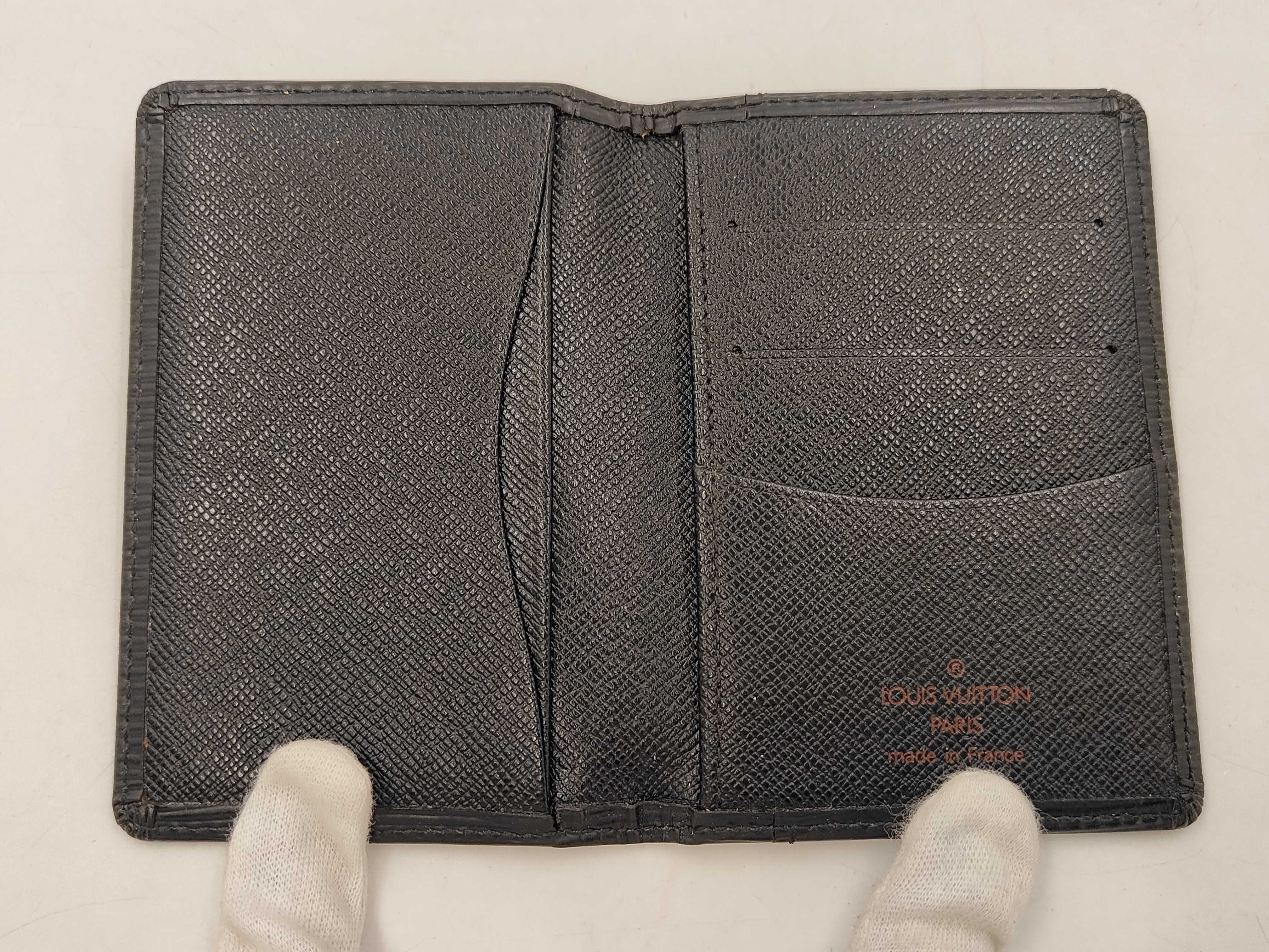 Epi Organizer de Poche Noir SP0032 Card Case — view 3