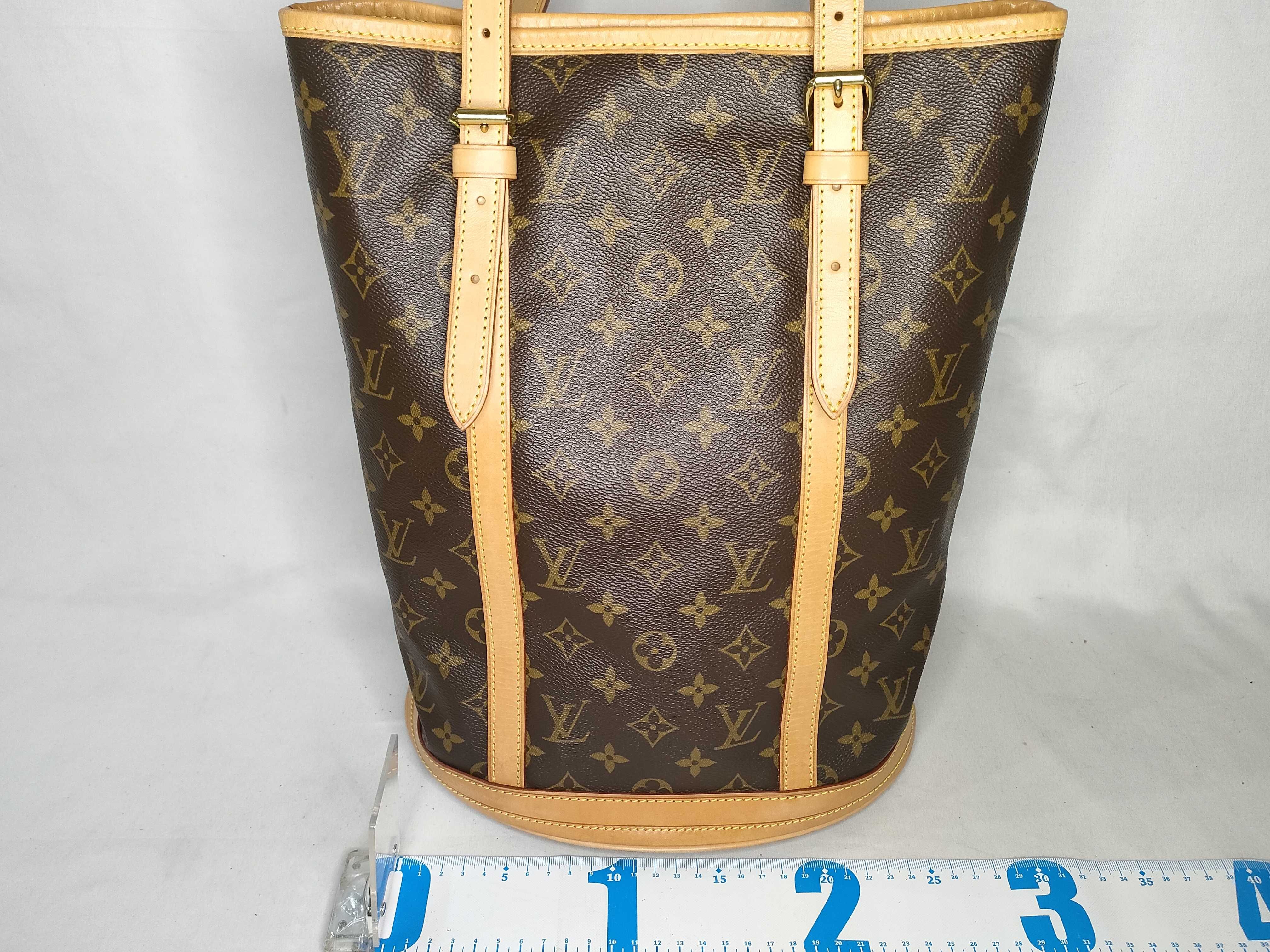 Monogram Bucket GM M42236 Monogram Tote Bag with Pouch — view 2