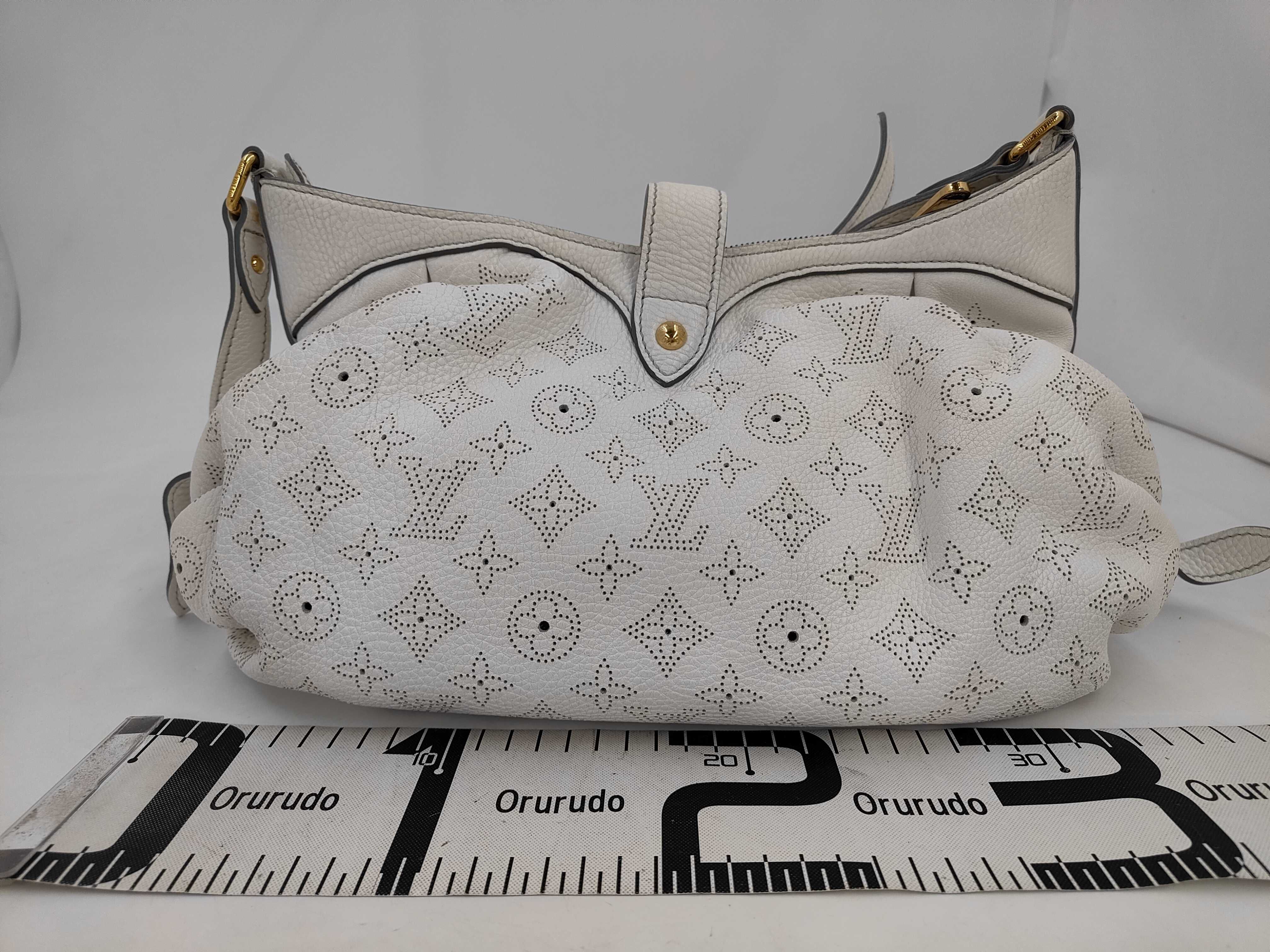 Mahina M95661 Monogram Blanc Mahina XS Shoulder Bag — view 2