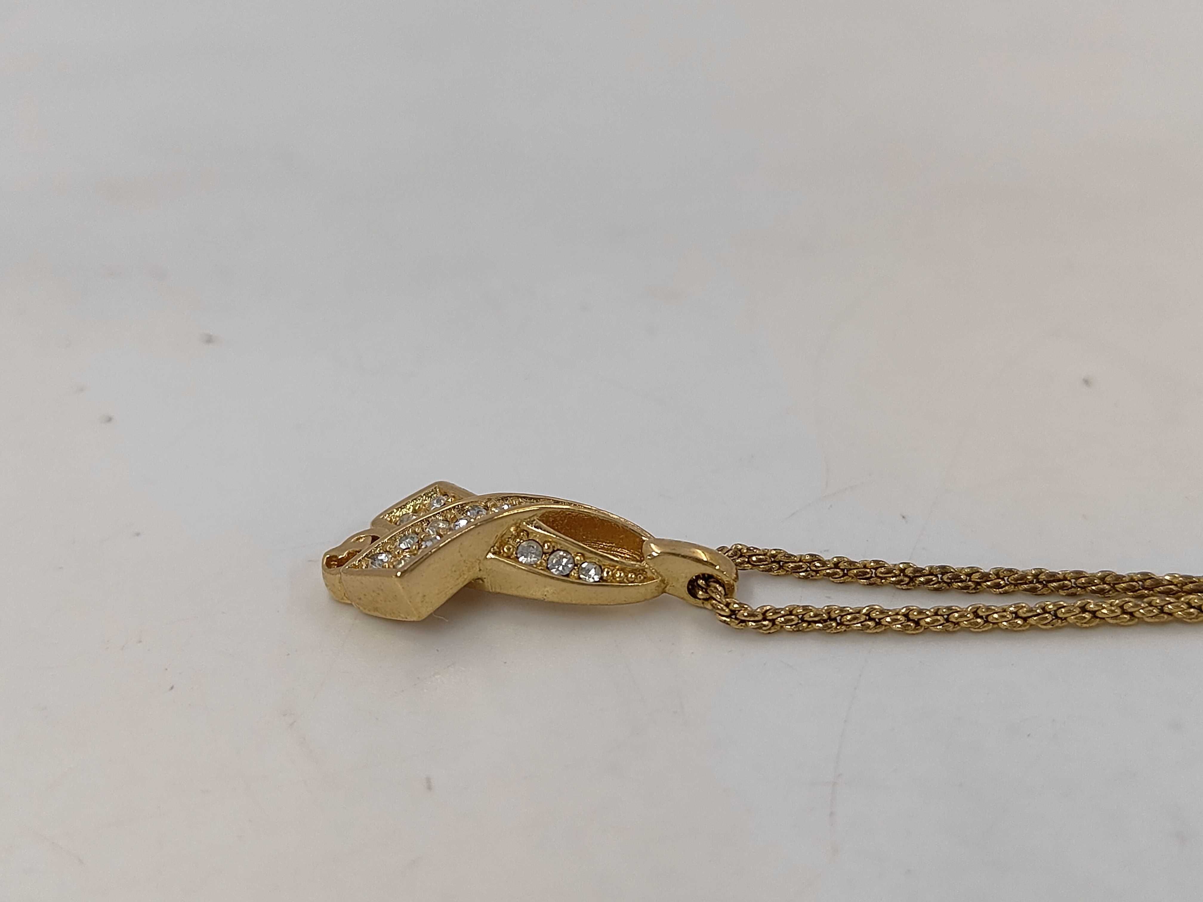 necklace with stones — view 3