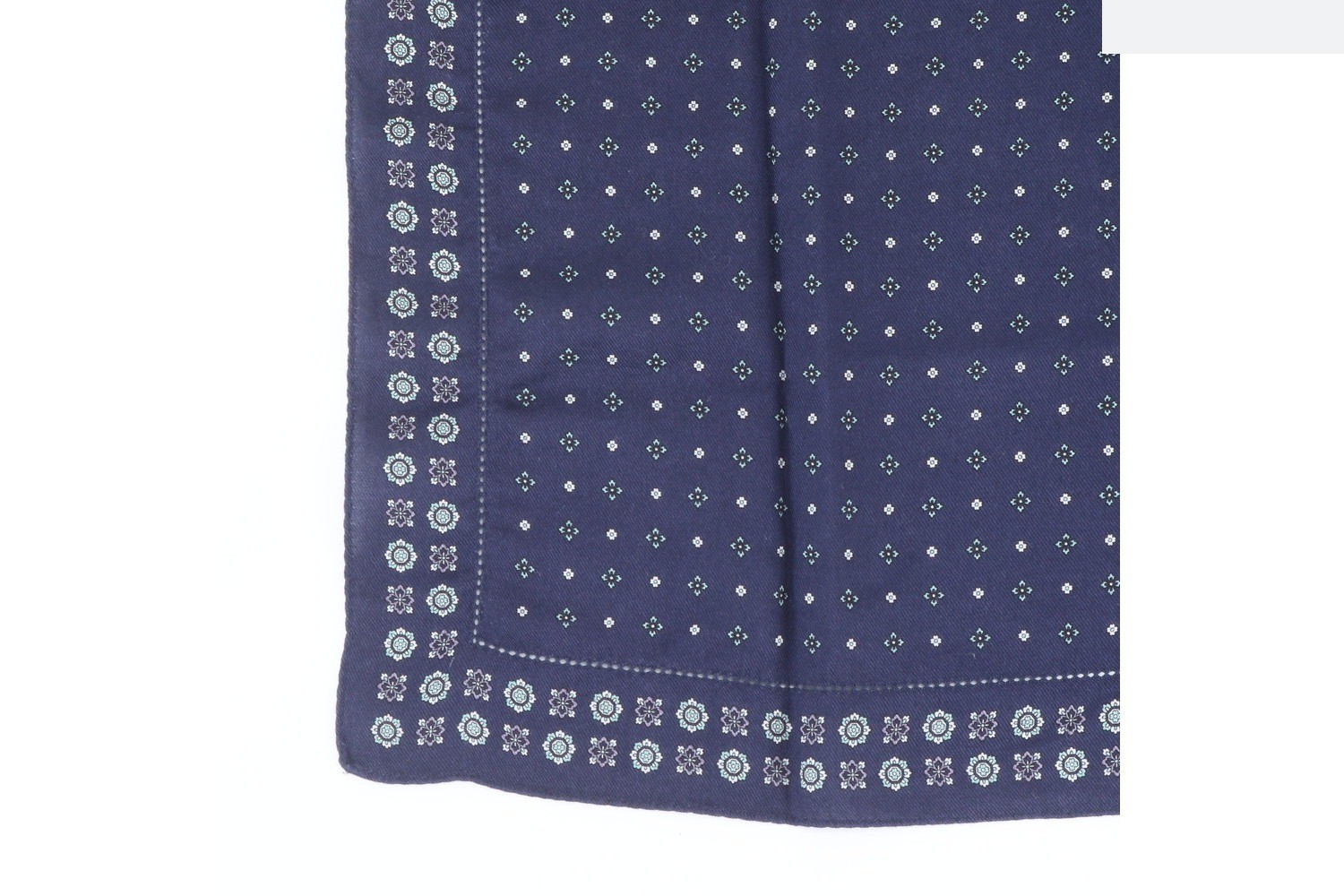Scarf with tags — view 4